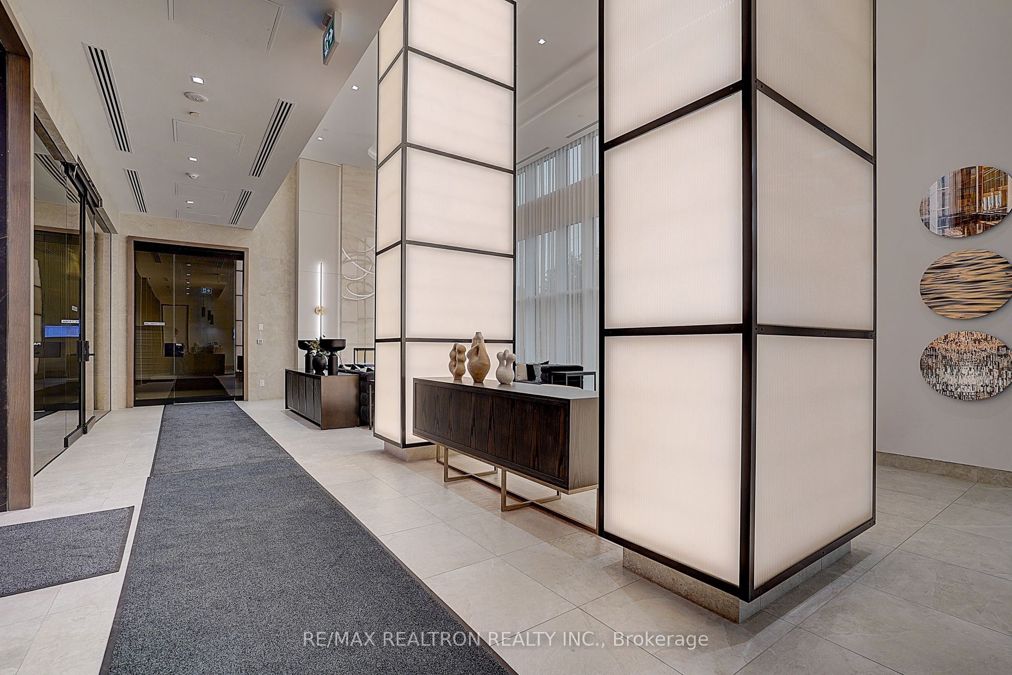 8888 Yonge Street 426, Richmond Hill, ON L4C 5V6 photo 5