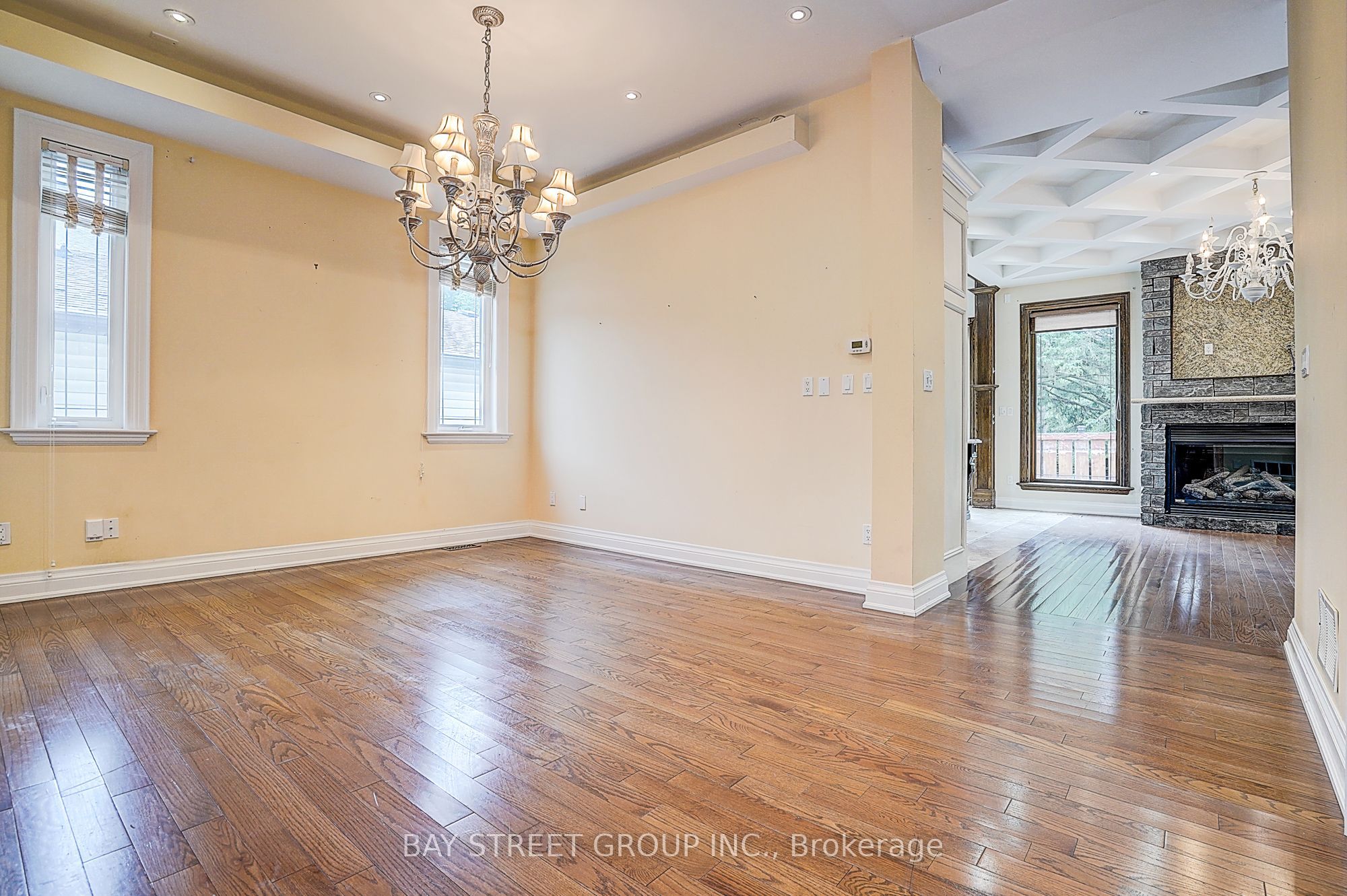 103 Lake Avenue, Richmond Hill, ON L4E 3G5 photo 4