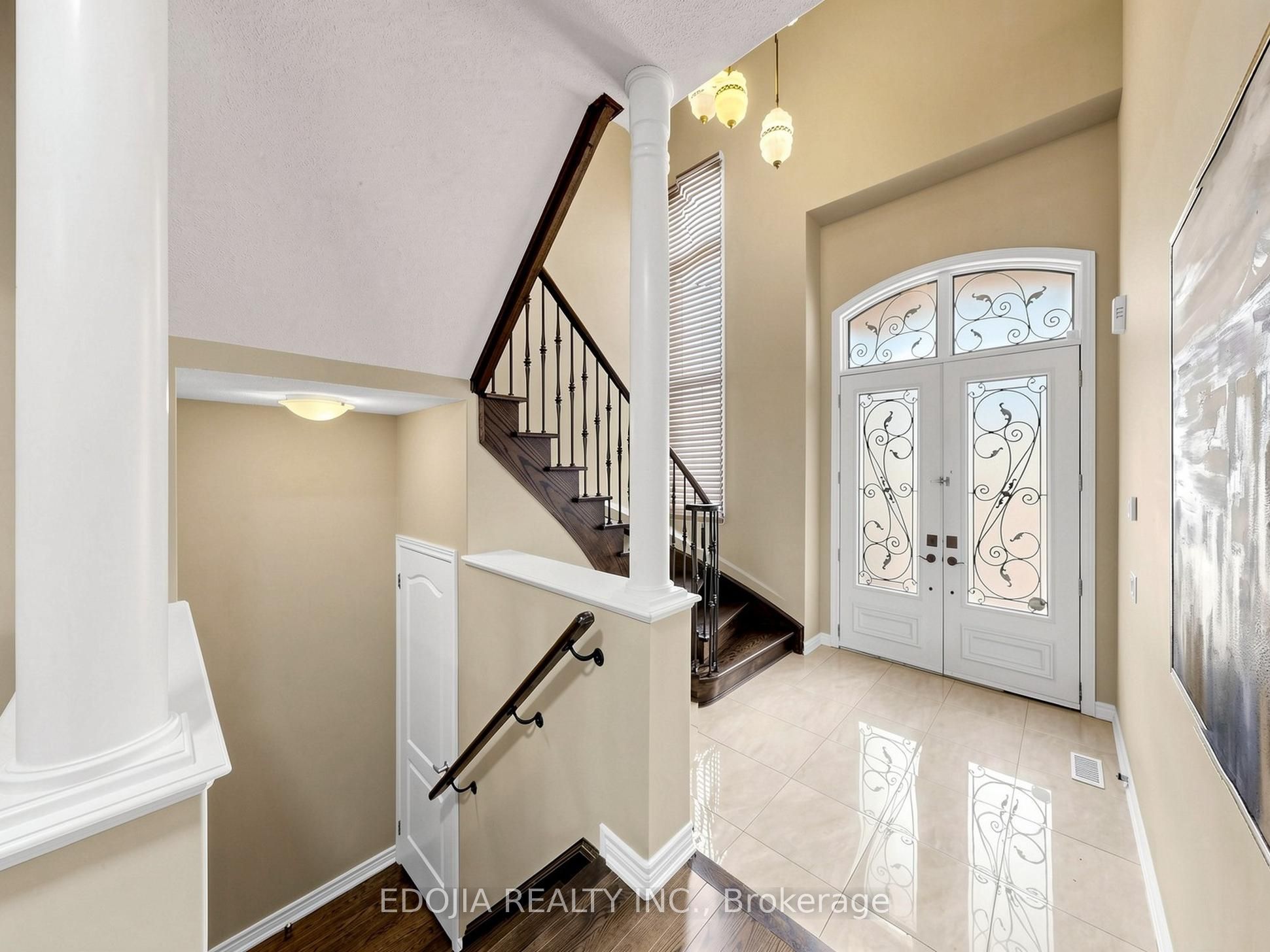 88 Sweet Anna Court, Vaughan, ON L6A 4E4 photo 3