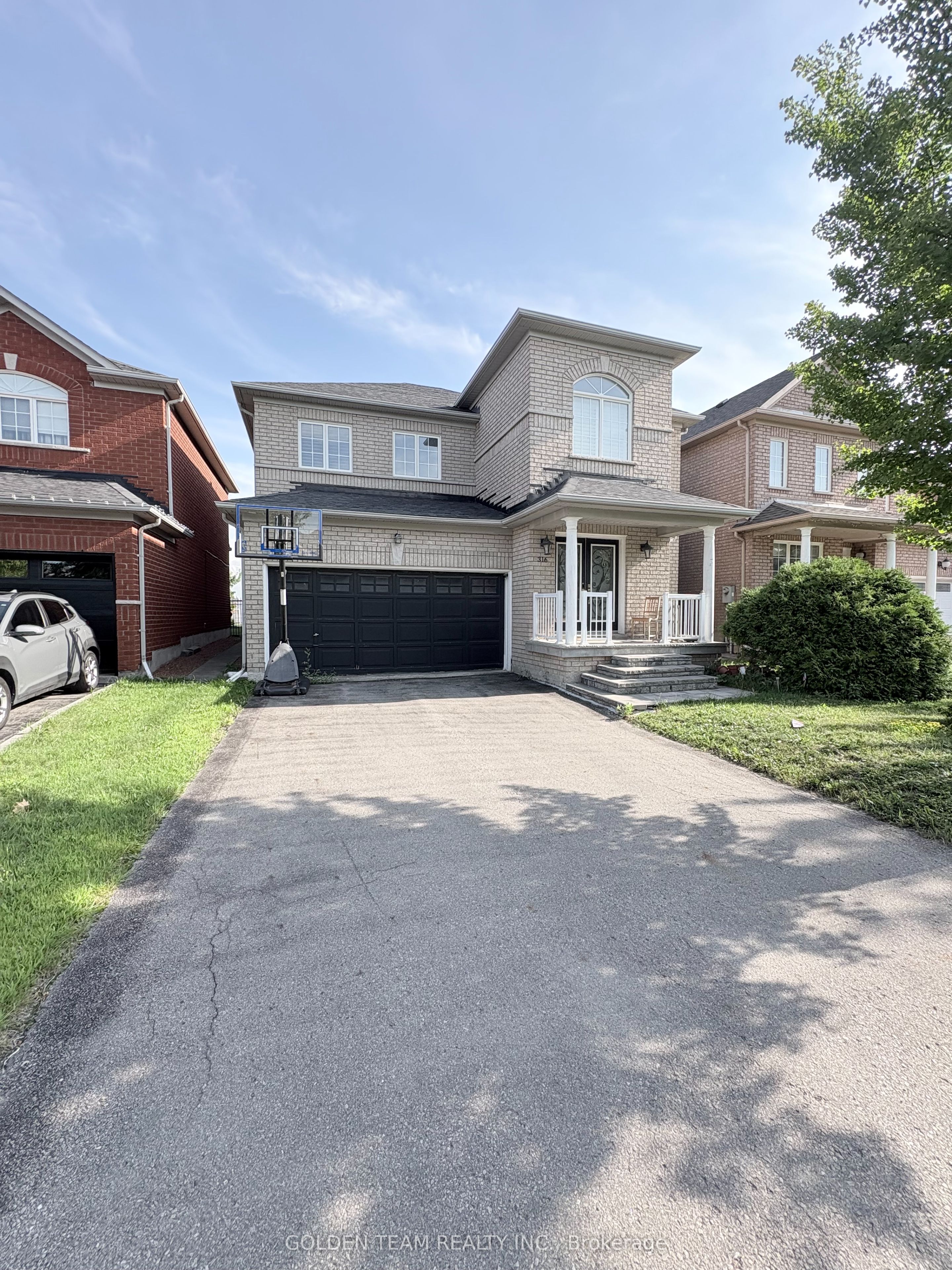 316 Royal Appian Crescent N, Vaughan, ON L4K 5K9 photo 2