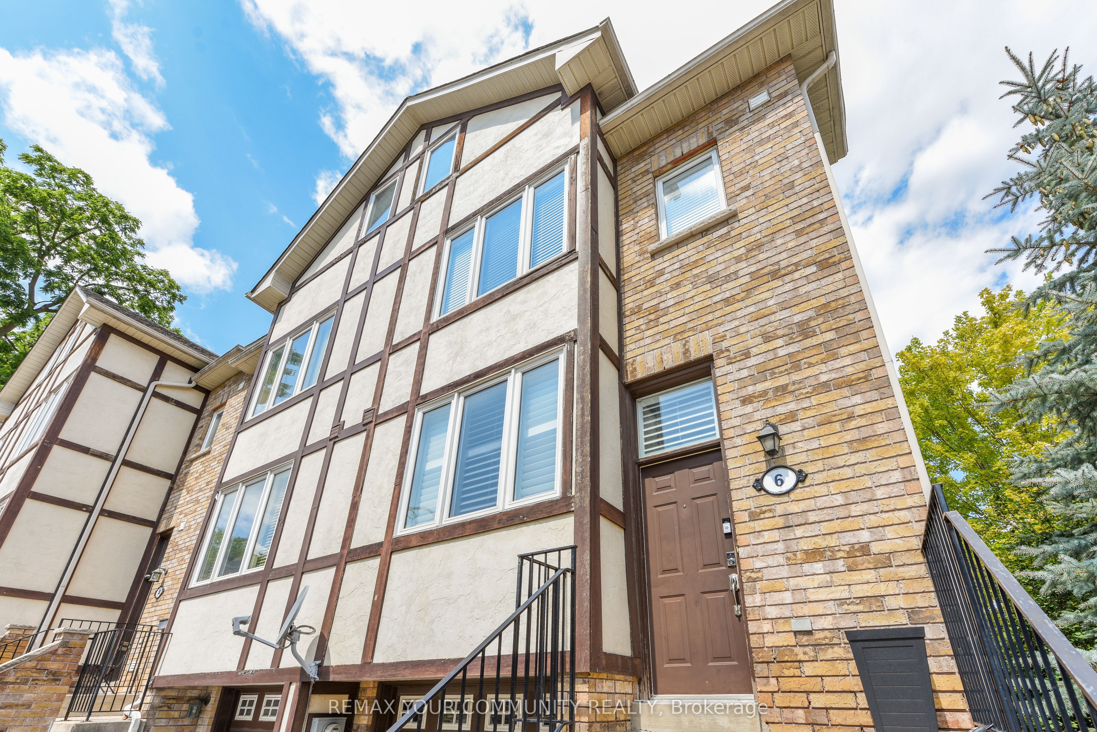 20 Wallace Street 6, Vaughan, ON L4L 2P3 photo 2