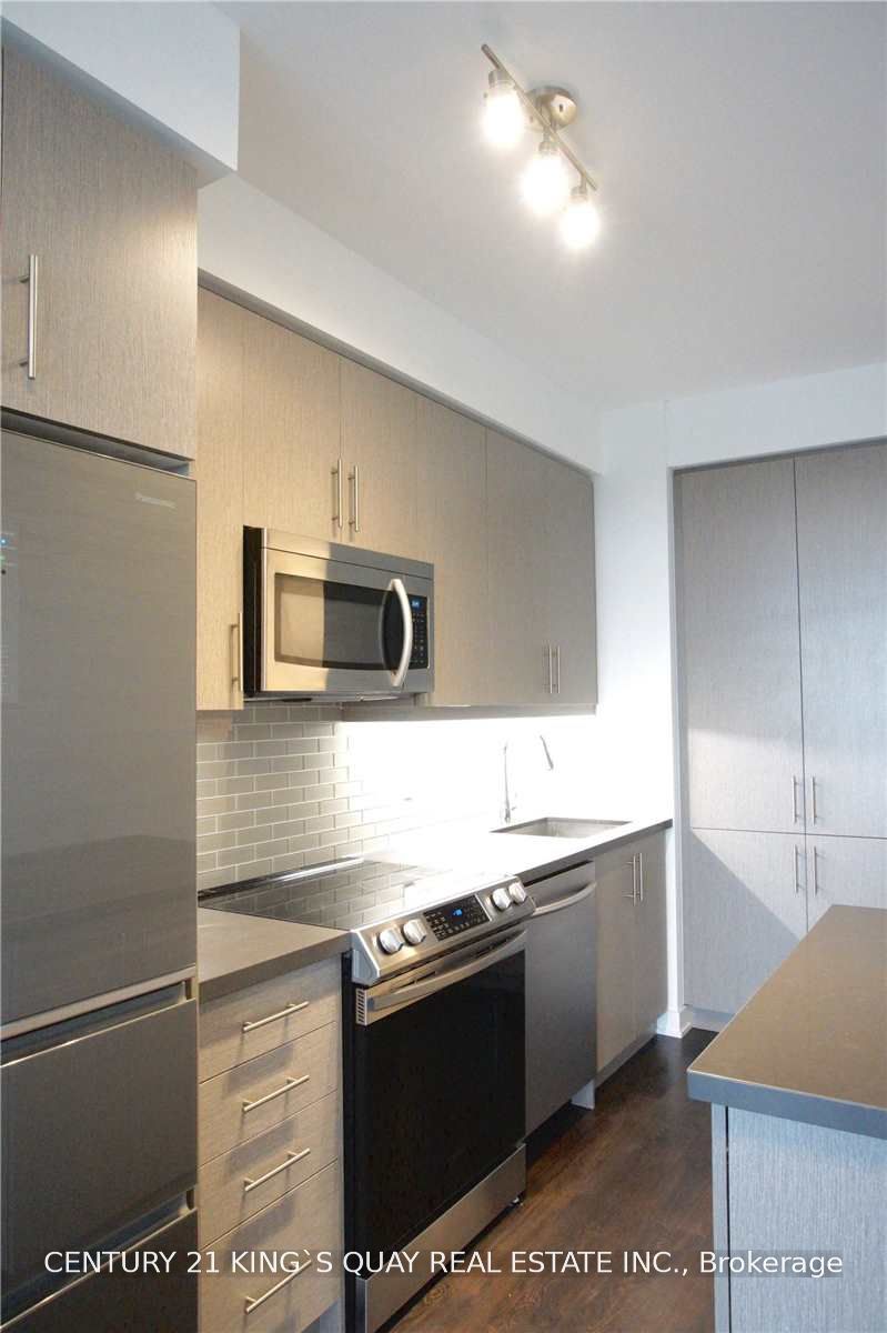 75 Oneida Crescent 1208, Richmond Hill, ON L4B 0E8 photo 5