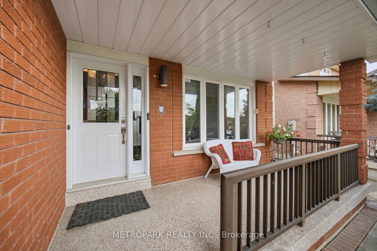 87 Belview Avenue, Vaughan, ON L4L 5N7 photo 5