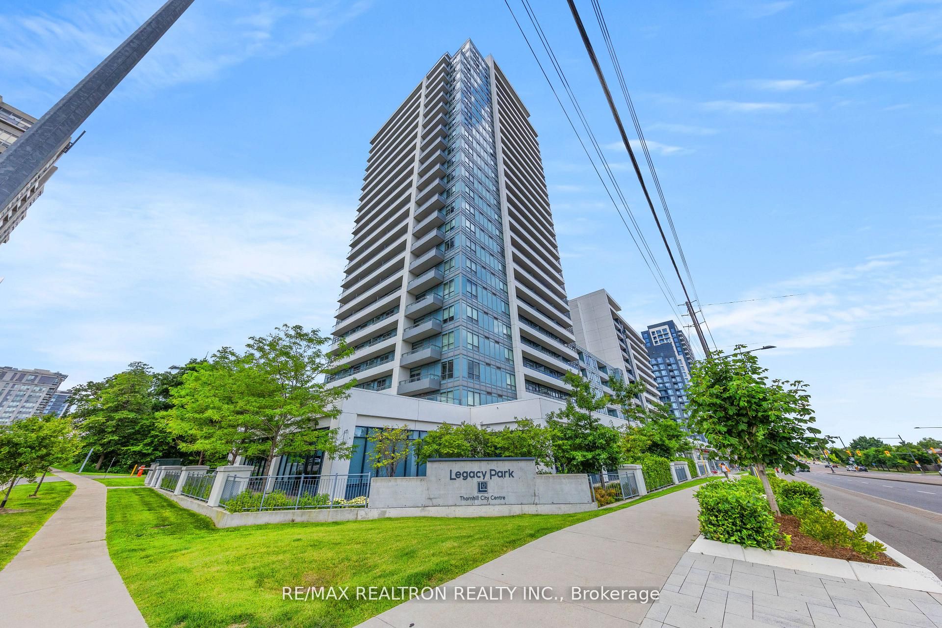 7900 Bathurst Street 1225, Vaughan, ON L4J 0J9