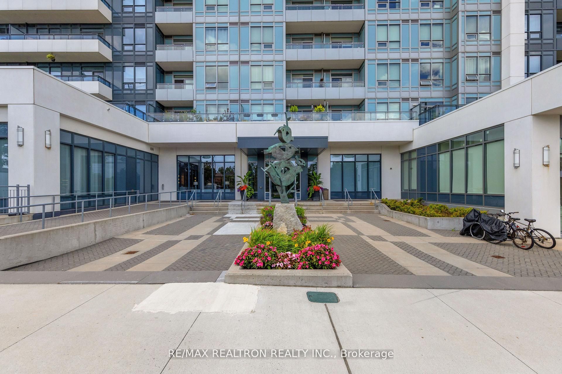 7900 Bathurst Street 1225, Vaughan, ON L4J 0J9 photo 3