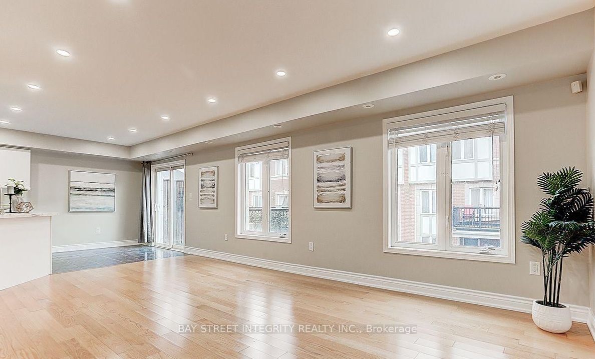 2199 Bur Oak Avenue, Markham, ON L6E 0C3 photo 3