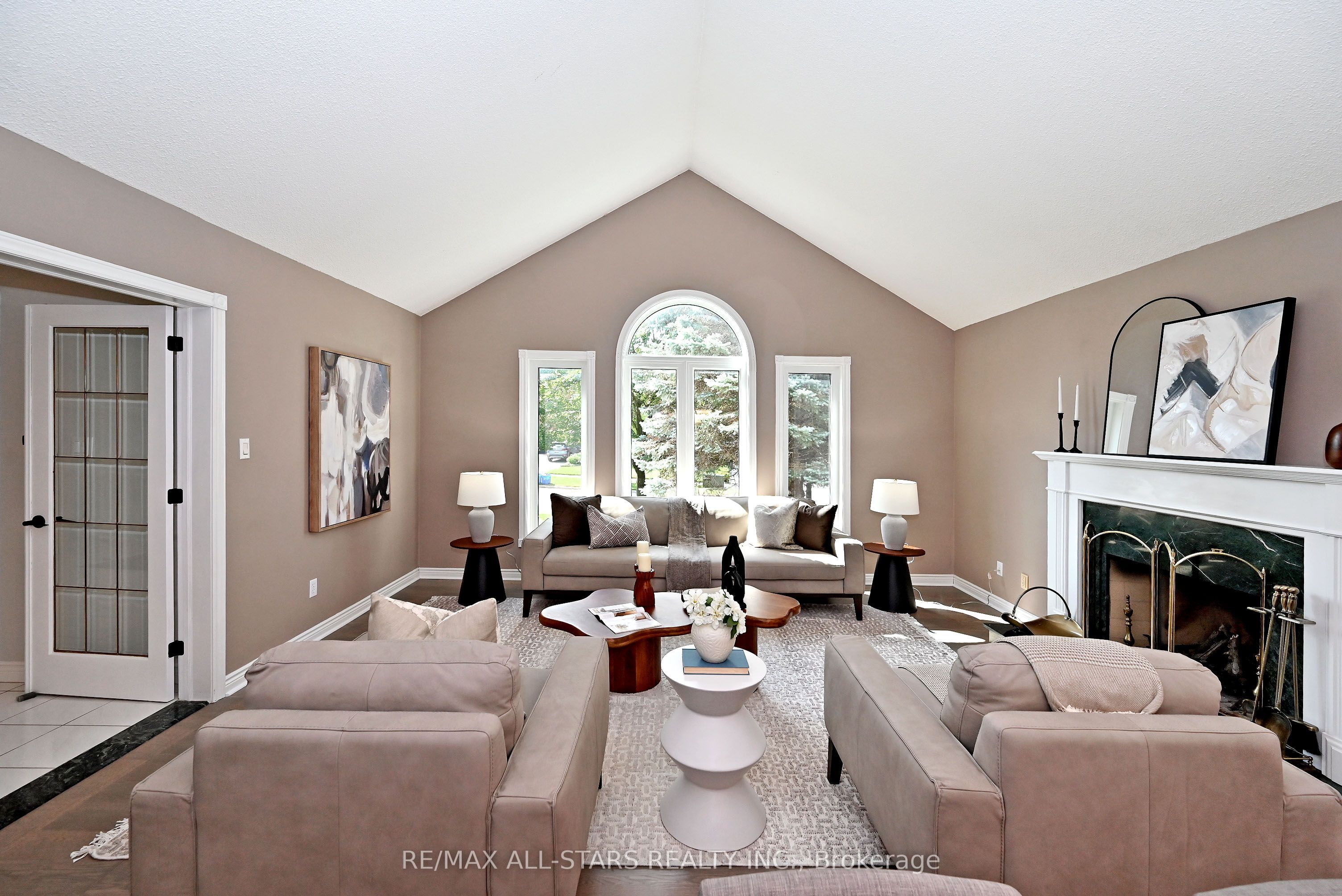 34 Captain Armstrong Lane, Markham, ON L3P 3C9 photo 4