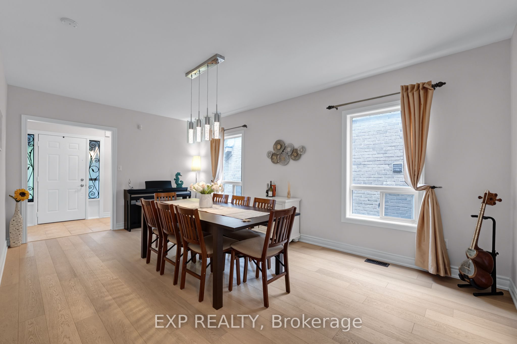 320 Dowson Loop, Newmarket, ON L3X 3G2 photo 5