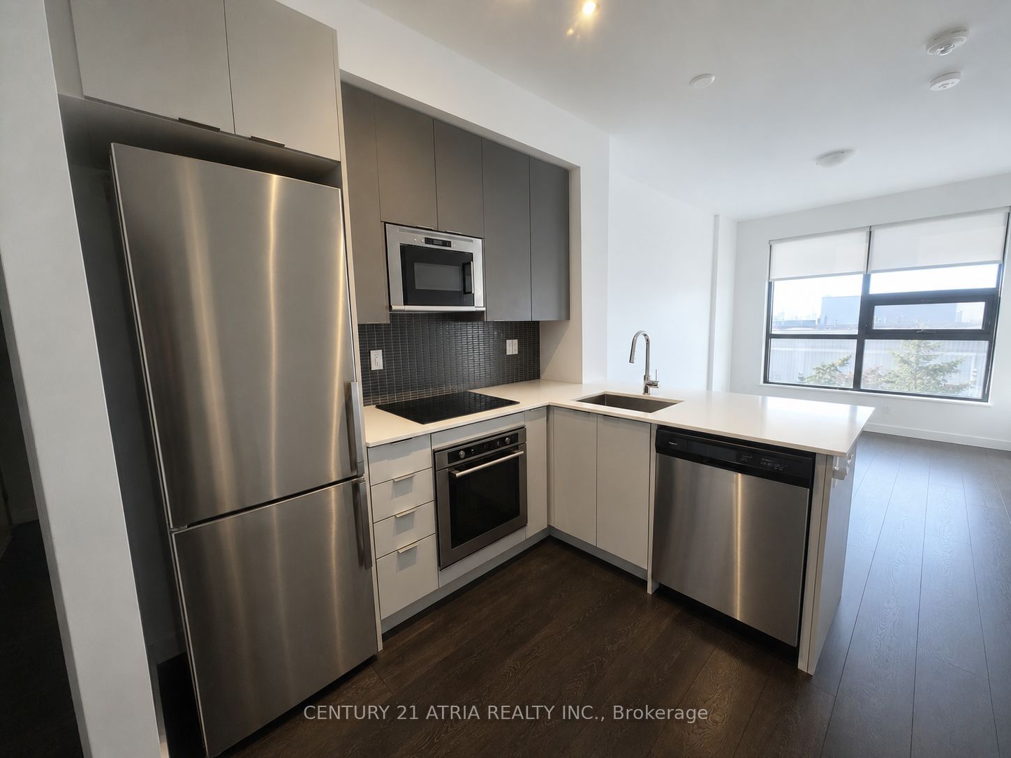 2908 Hwy 7 420, Vaughan, ON L4K 0K5 photo 3