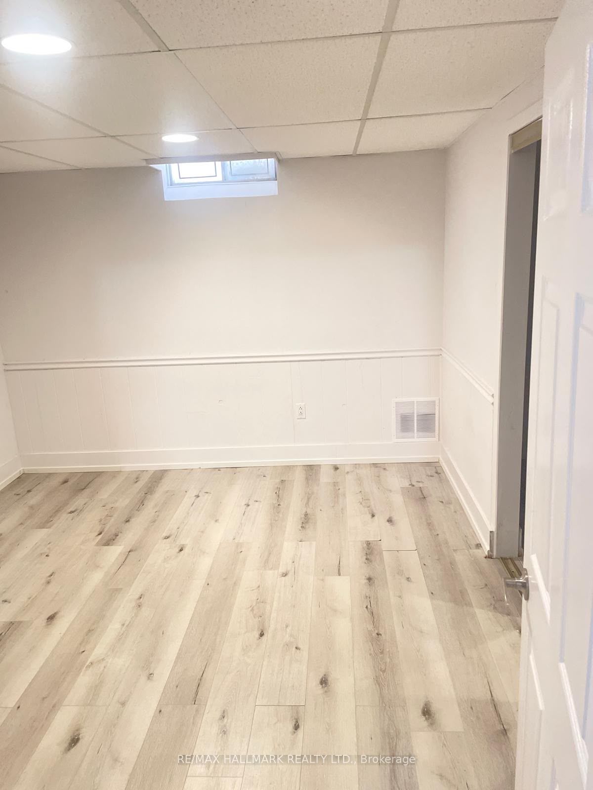 31 Bellona Street Basement, Vaughan, ON L4L 6P8 photo 3