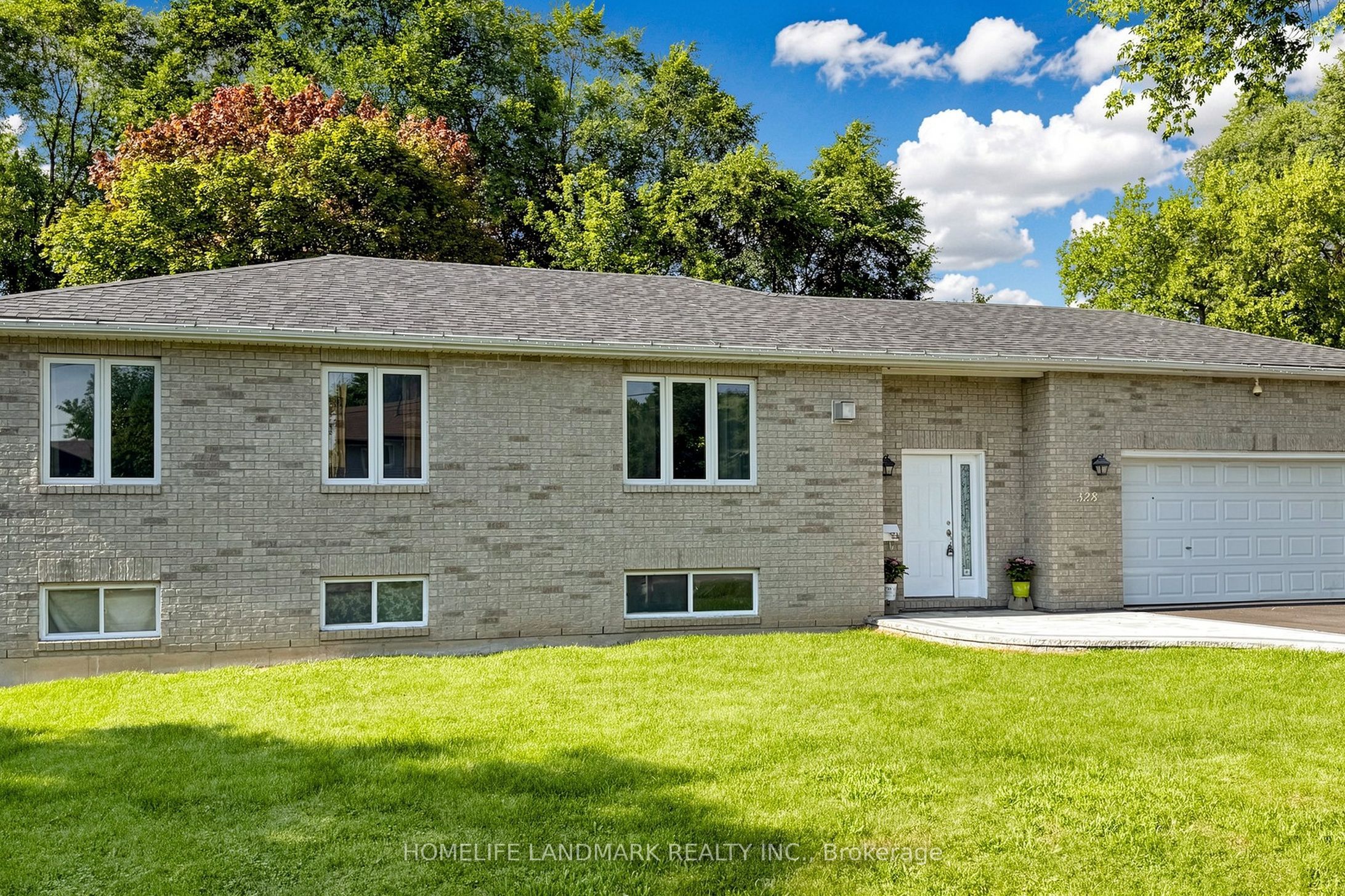 328 Winnifred Drive, Georgina, ON L4P 3B5 photo 2