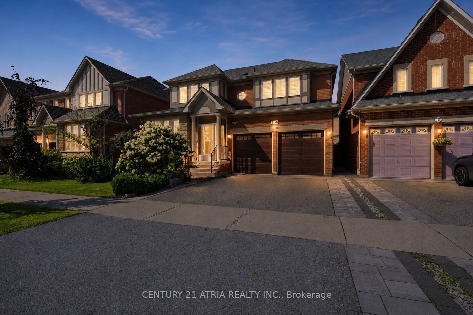 136 Rollinghill Road, Richmond Hill, ON L4E 4E1 photo 4