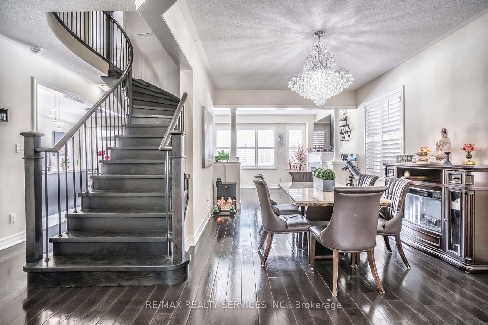 484 Greenwood Drive, Essa, ON L0M 1B4 photo 5