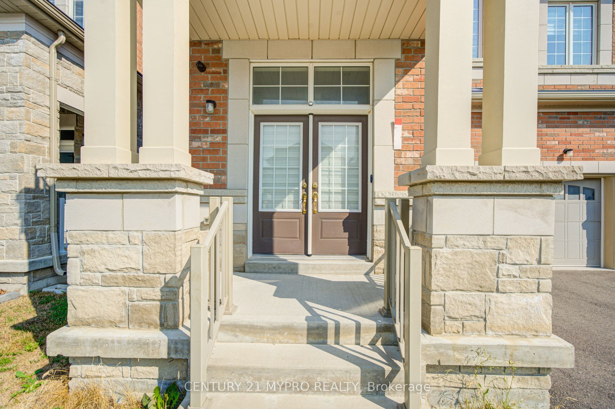 134 Hartney Drive, Richmond Hill, ON L4S 1N2 photo 3