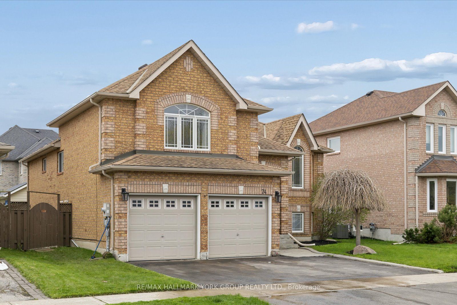 74 Wrendale Crescent, Georgina, ON L4P 4C7 photo 2