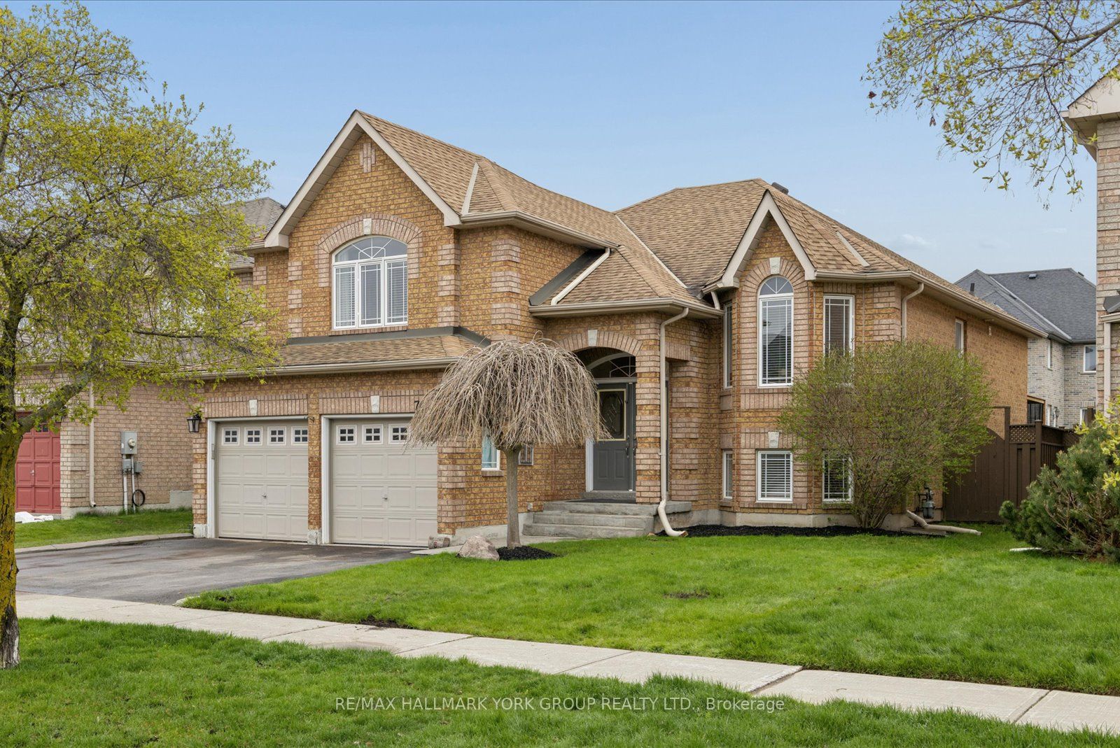 74 Wrendale Crescent, Georgina, ON L4P 4C7 photo 3