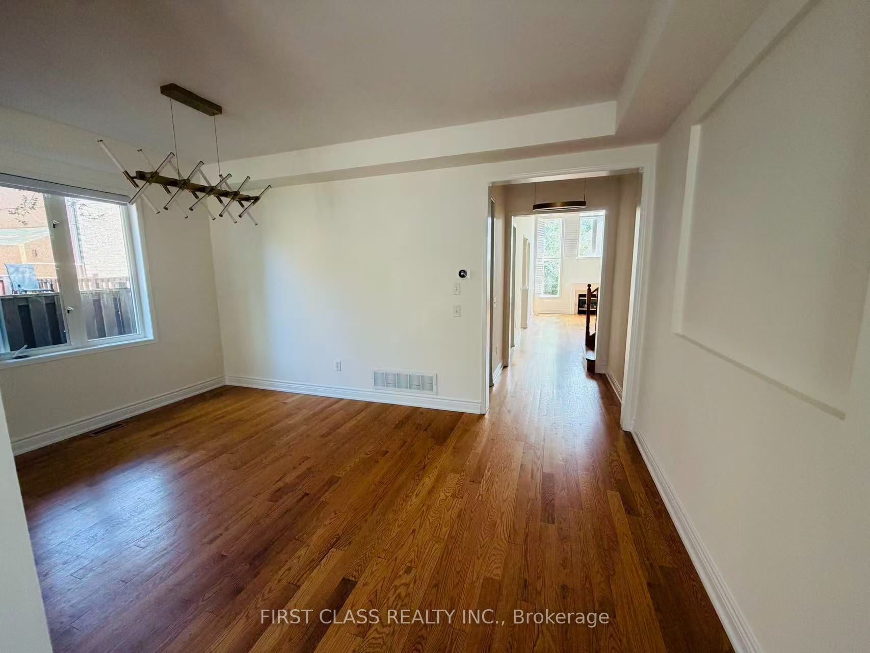 39 Emery Hill Boulevard, Markham, ON L6C 2W7 photo 3