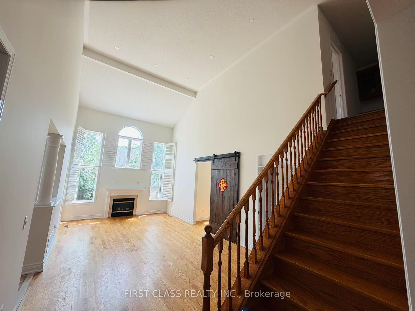 39 Emery Hill Boulevard, Markham, ON L6C 2W7 photo 4