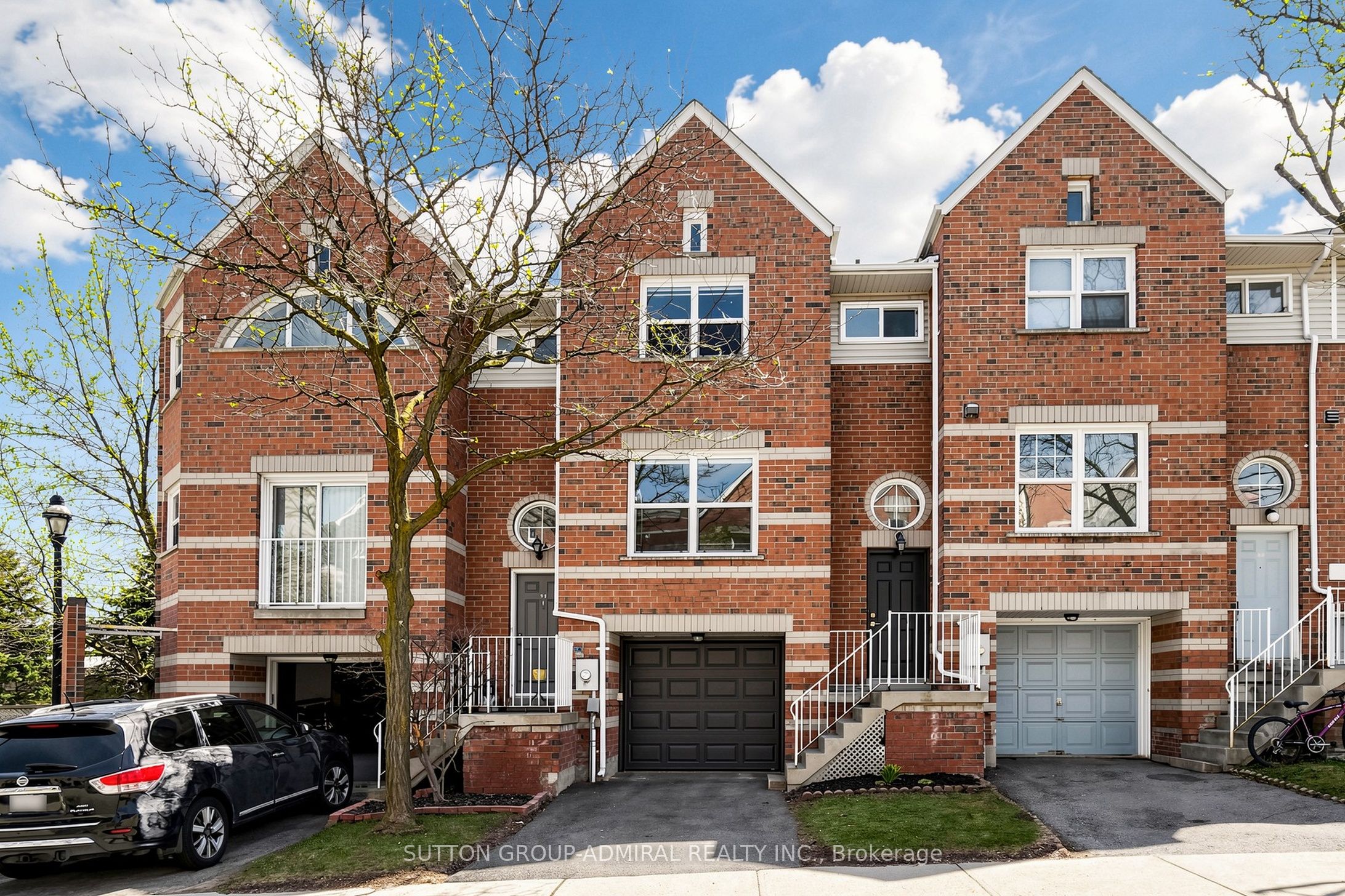52 Brandy Lane Way 48, Newmarket, ON L3Y 8P7