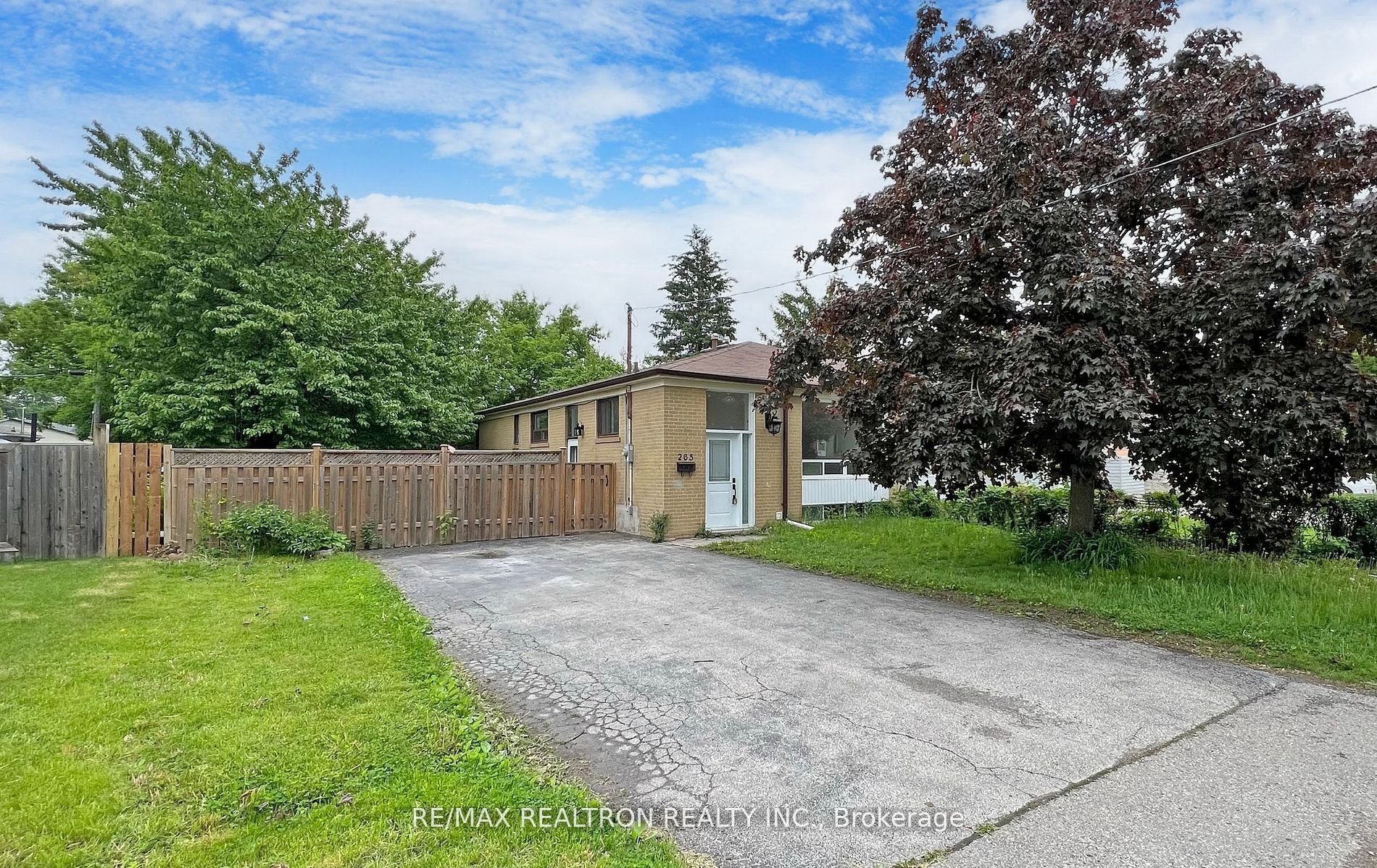 265 Browndale Crescent Basement, Richmond Hill, ON L4C 3H9