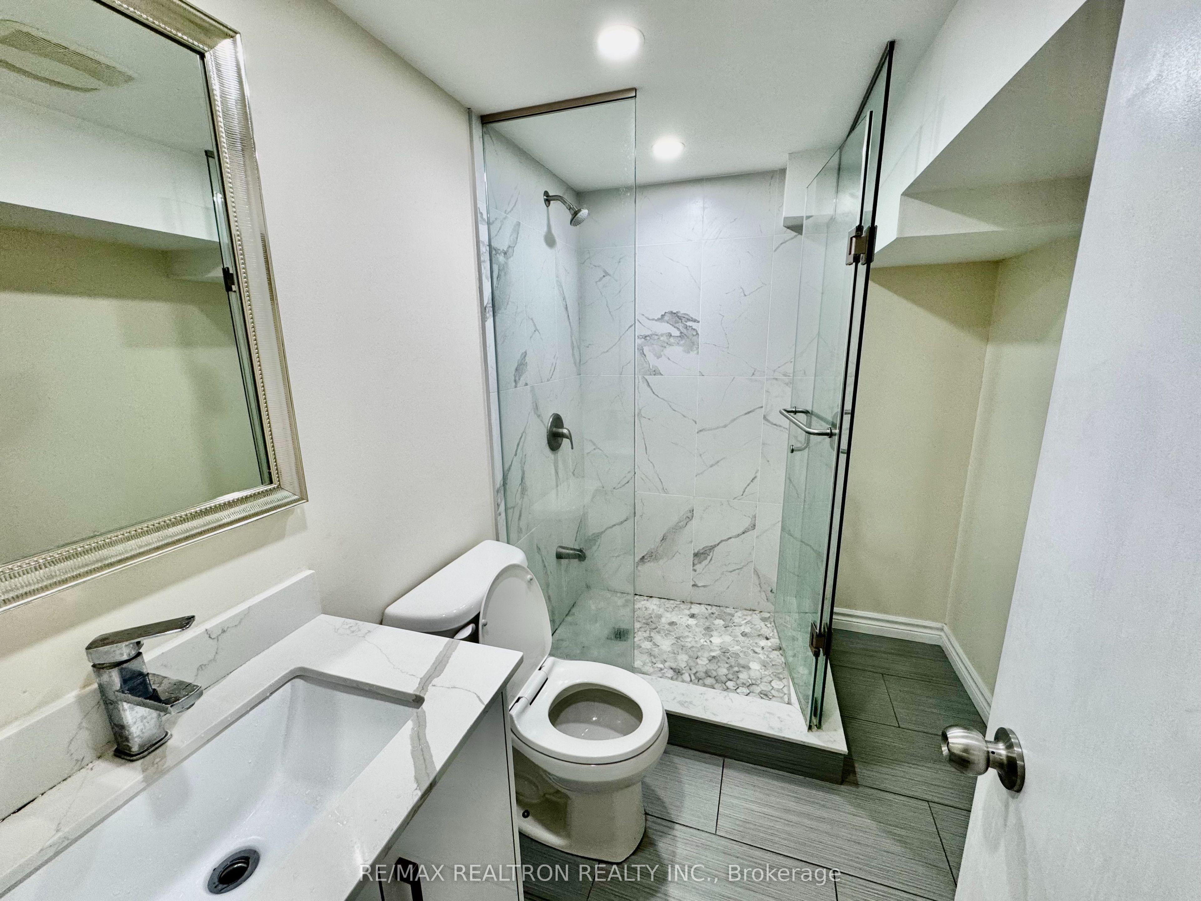 265 Browndale Crescent Basement, Richmond Hill, ON L4C 3H9 photo 5