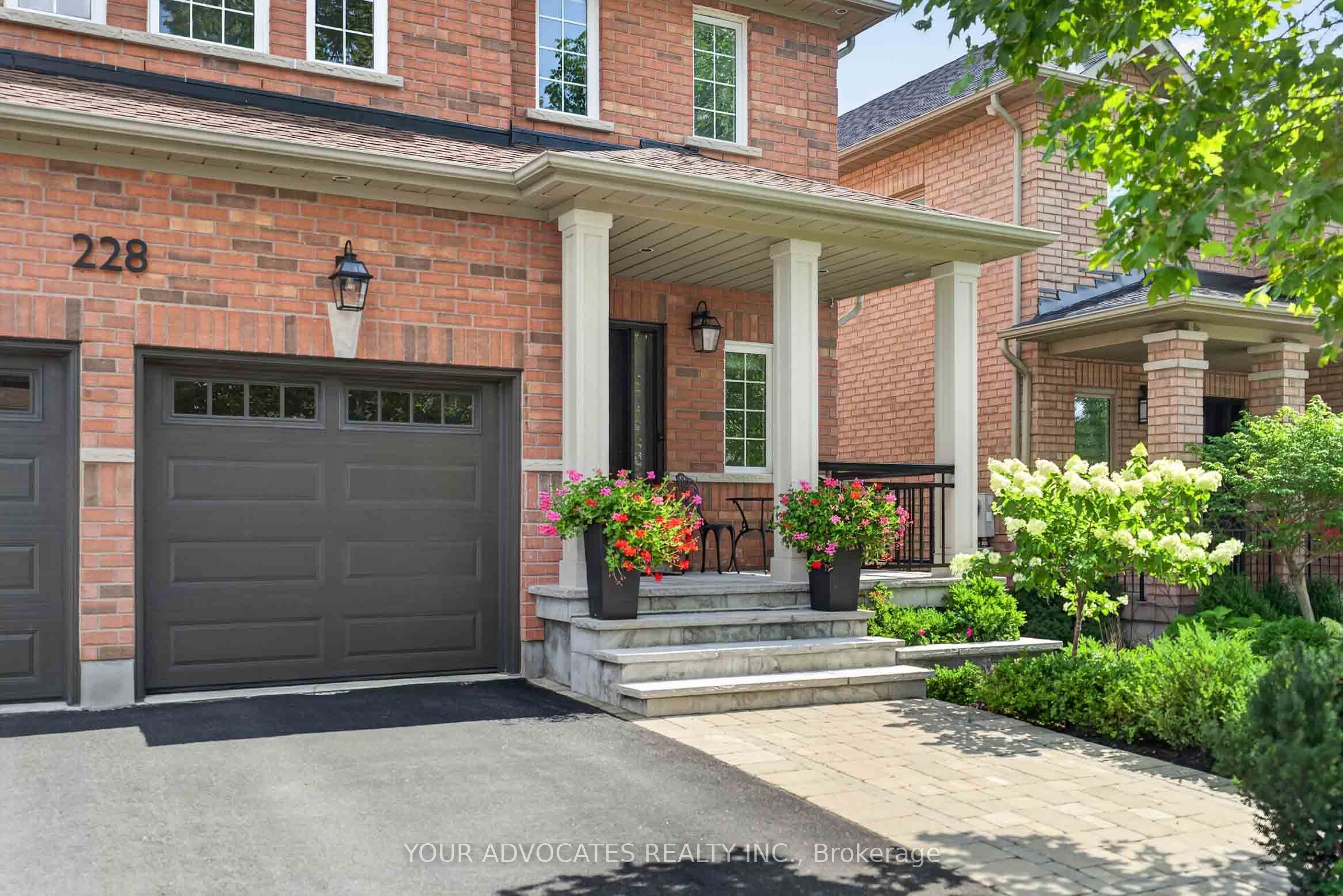 228 Twin Hills Crescent, Vaughan, ON L4H 0H4 photo 3