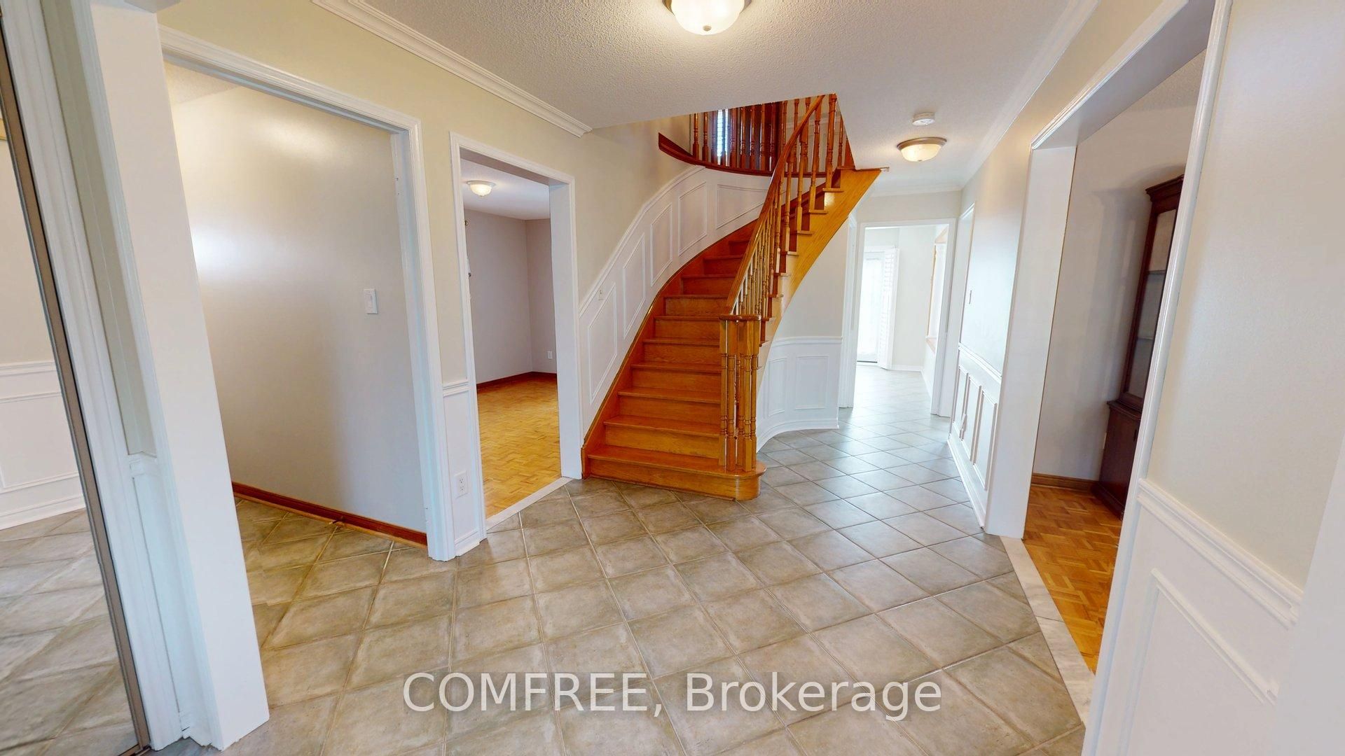 51 Venetian Crescent, Vaughan, ON L4L 5E6 photo 3