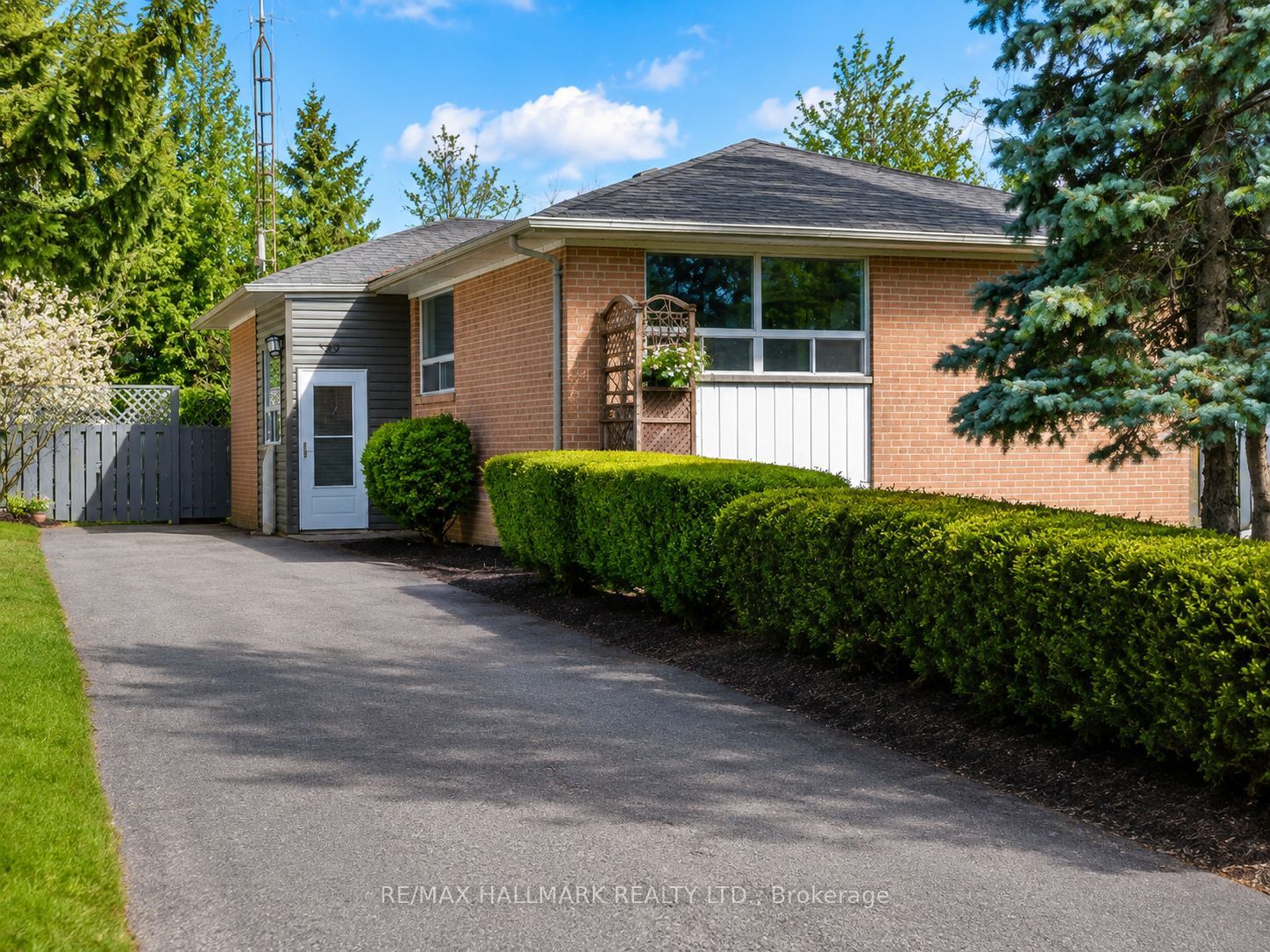 389 Allgood Street Lower, Richmond Hill, ON L4C 2Z1