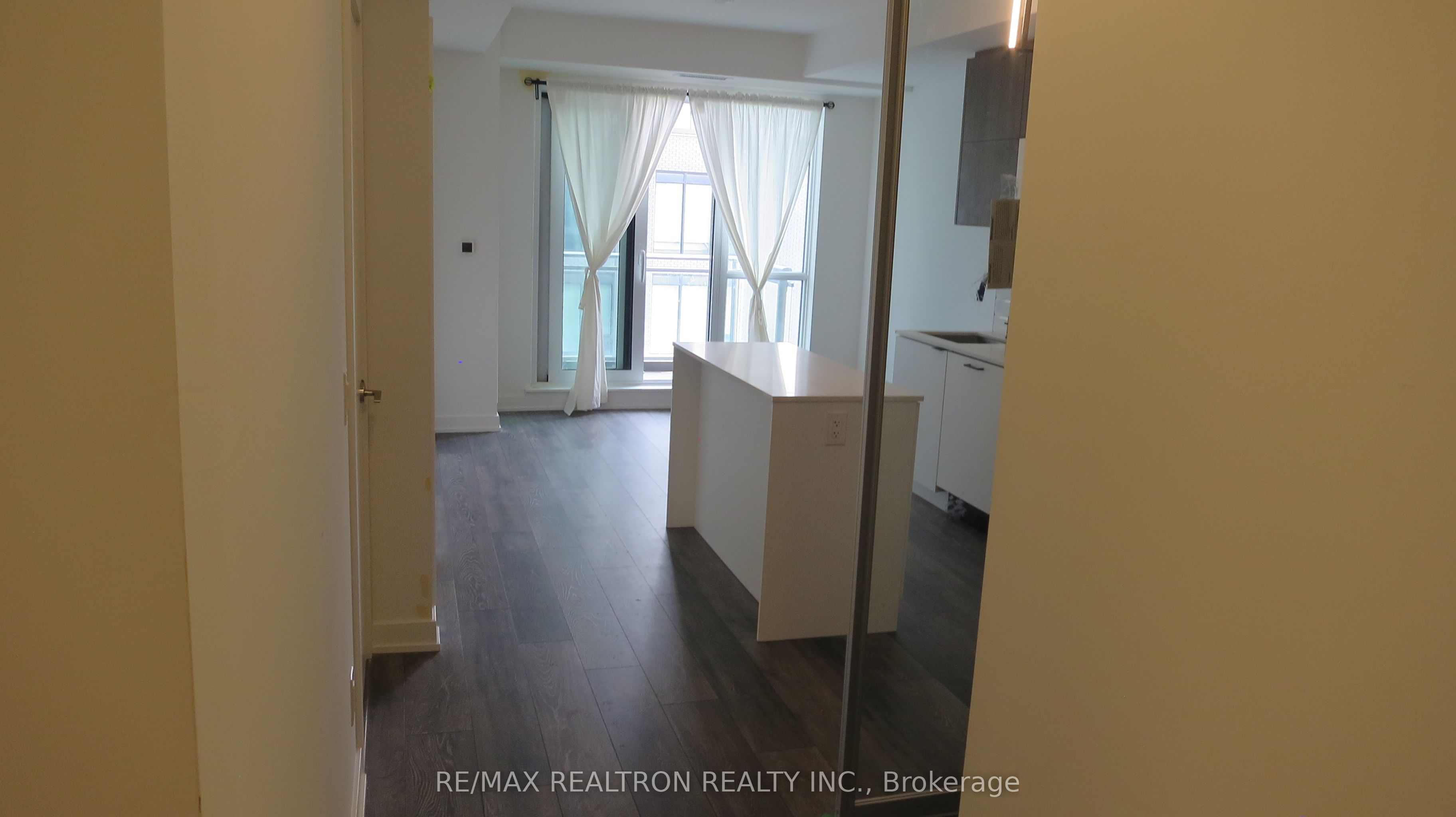 8888 Yonge Street 508, Richmond Hill, ON L4C 6Z1 photo 5
