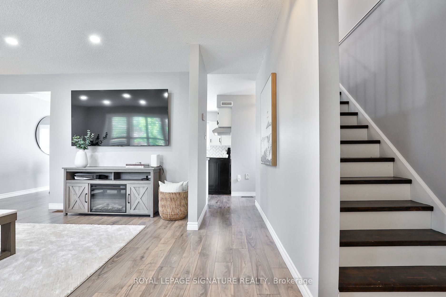 13 Smyth Crescent, New Tecumseth, ON L0G 1A0 photo 4