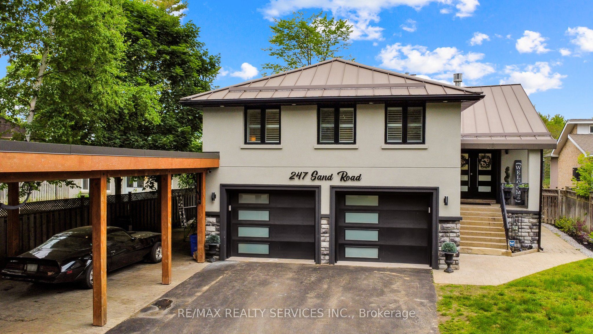 247 Sand Road, East Gwillimbury, ON L9N 1K1 photo 2