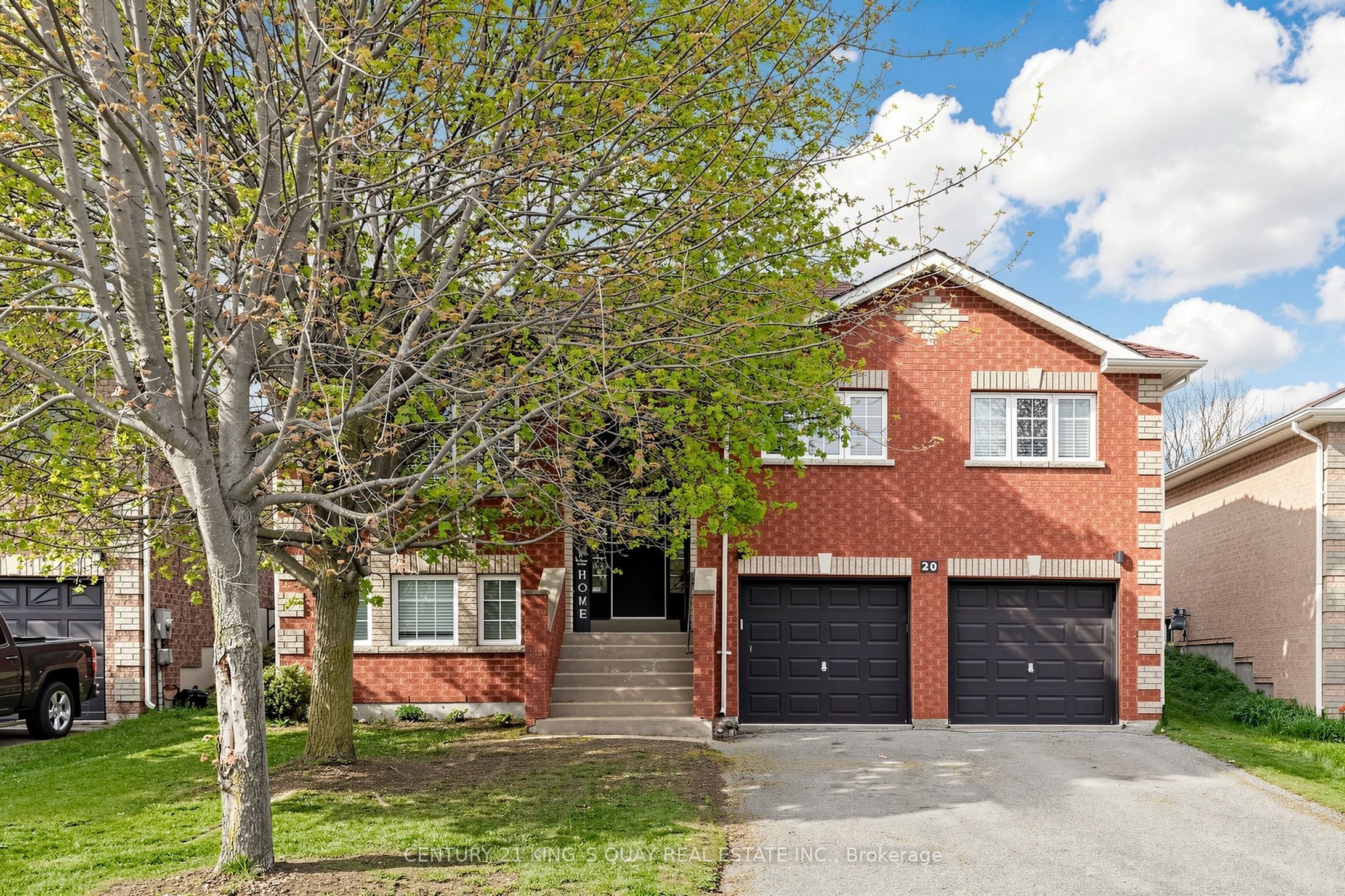 20 Kerfoot Crescent, Georgina, ON L4P 4C1