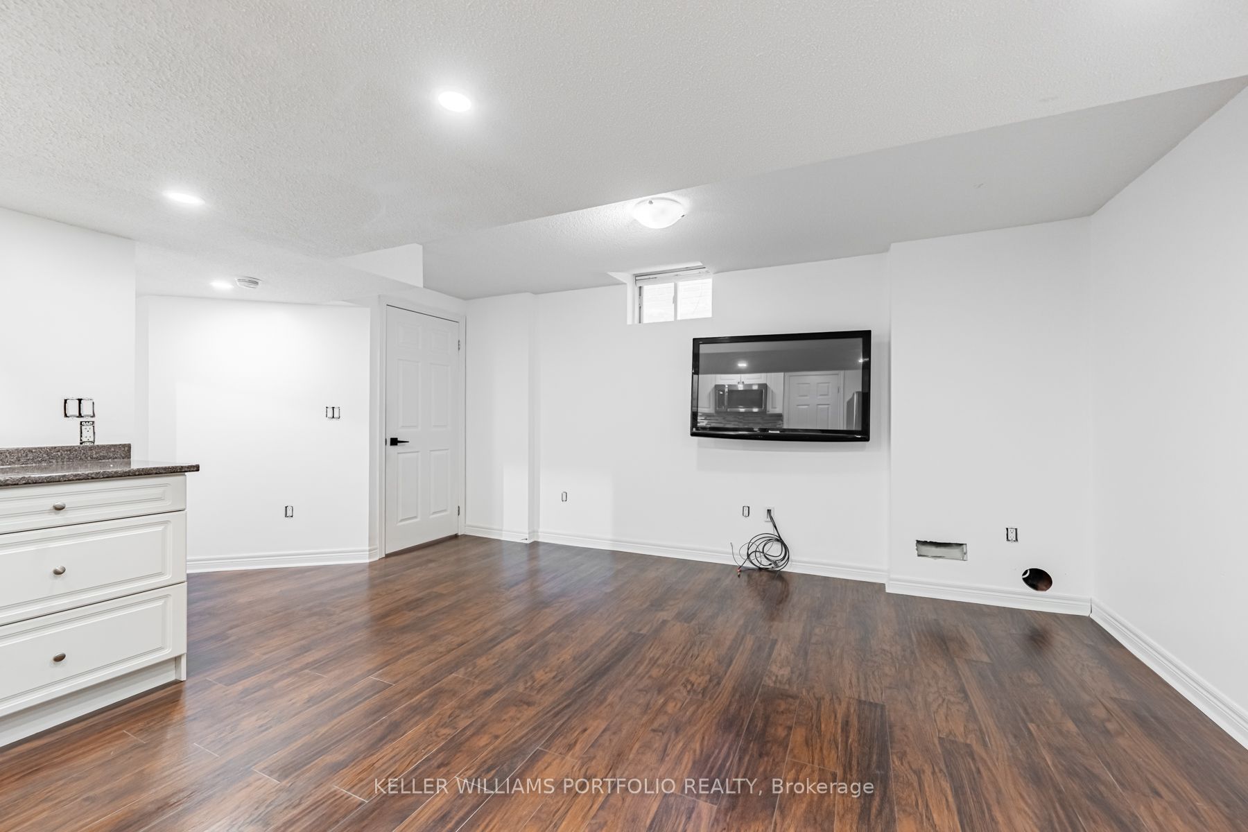 131 Bachman Drive Lower, Vaughan, ON L6A 3R7 photo 4