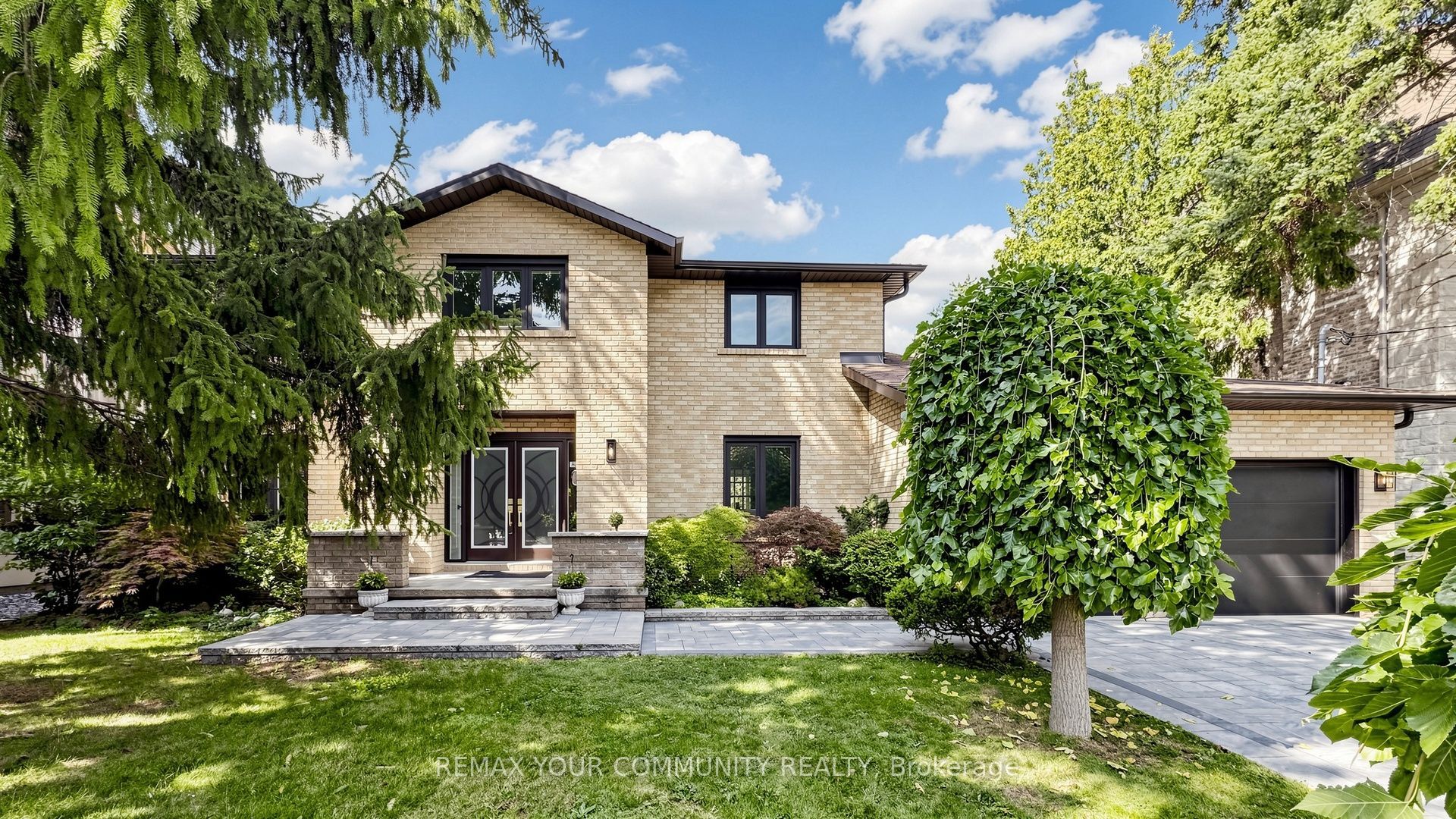 170 Garden Avenue, Richmond Hill, ON L4C 6M2 photo 4