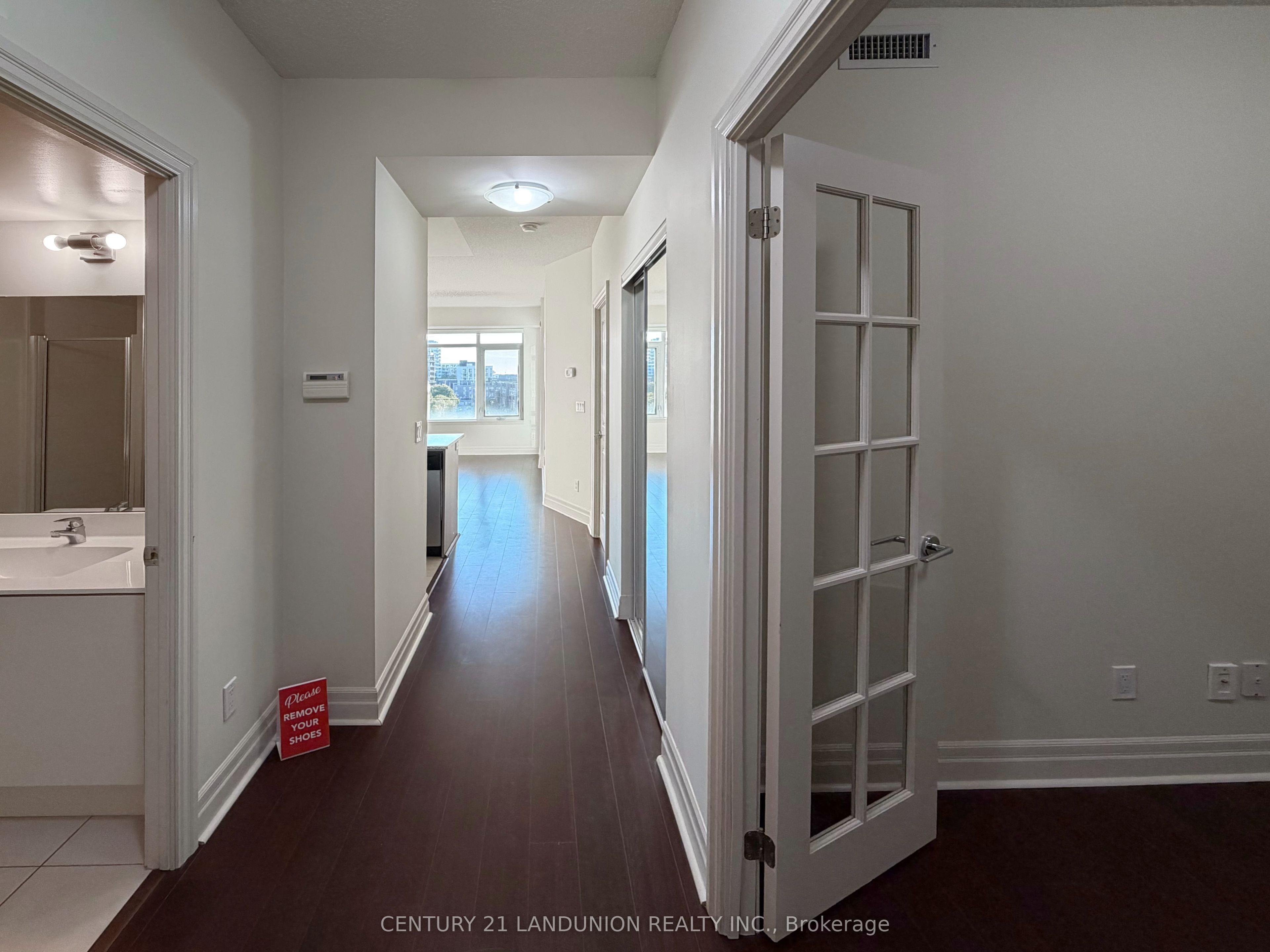 8110 Birchmount Road 503, Markham, ON L6G 0E3 photo 3