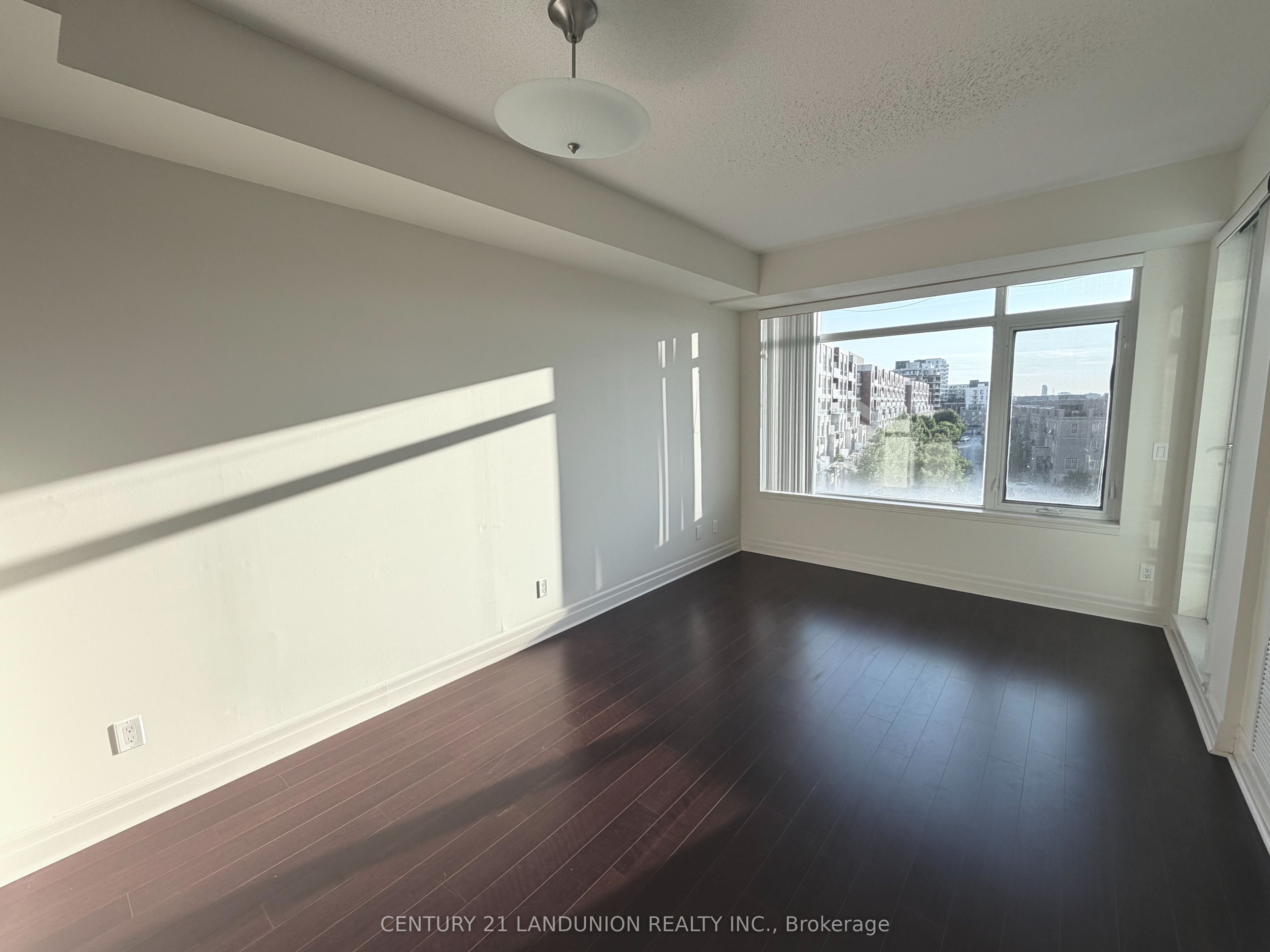 8110 Birchmount Road 503, Markham, ON L6G 0E3 photo 4