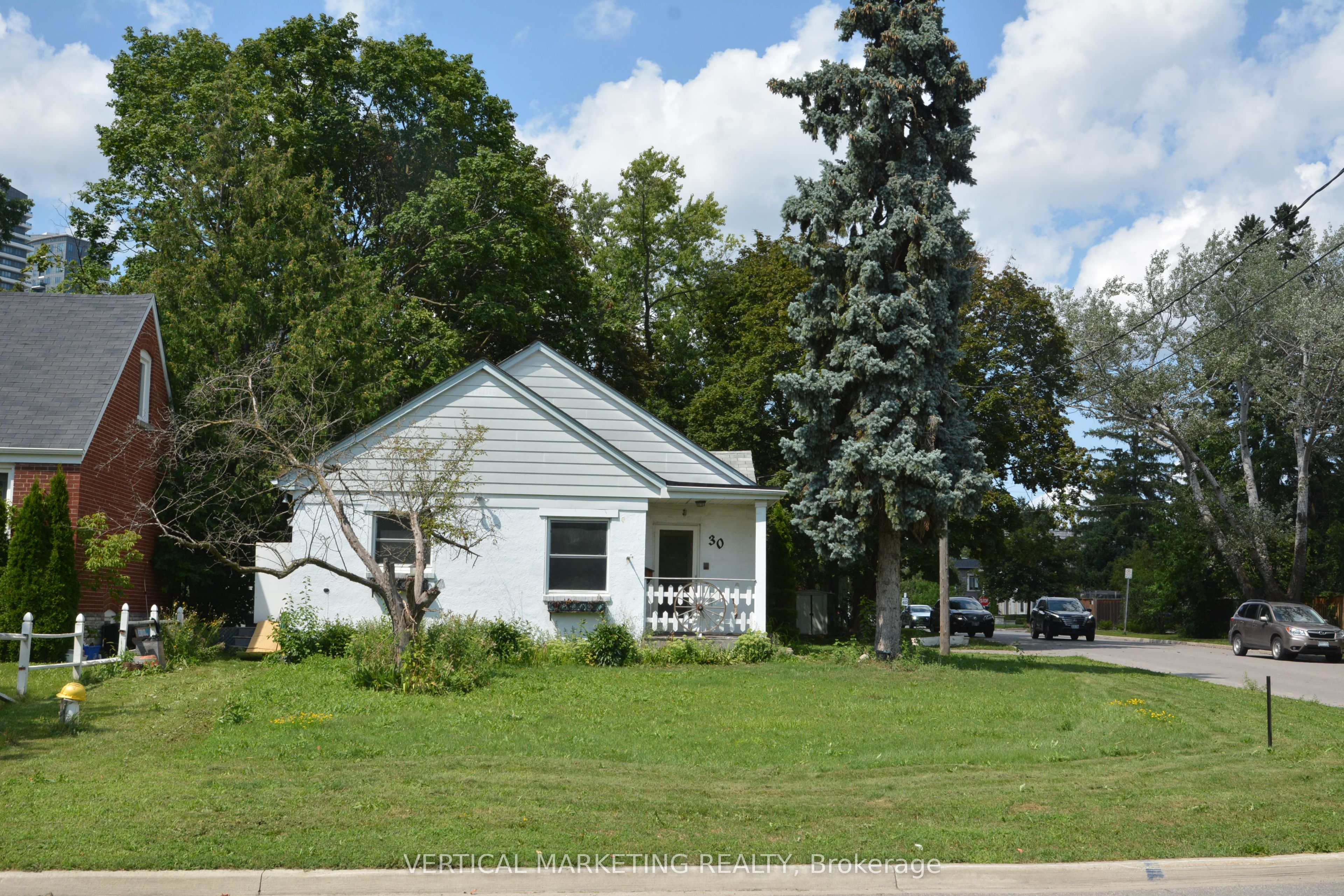 30 Highland Park Boulevard, Markham, ON L3T 1B1 photo 3
