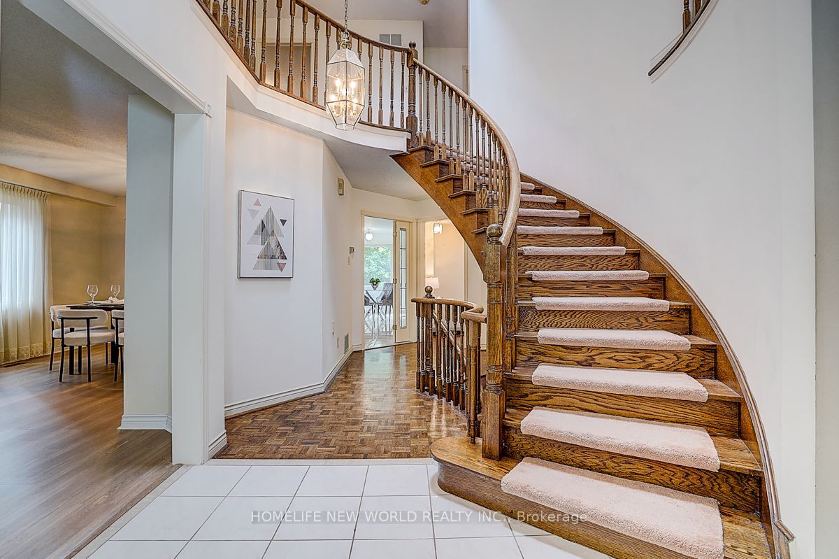 51 Leighland Drive, Markham, ON L3R 7R8 photo 5