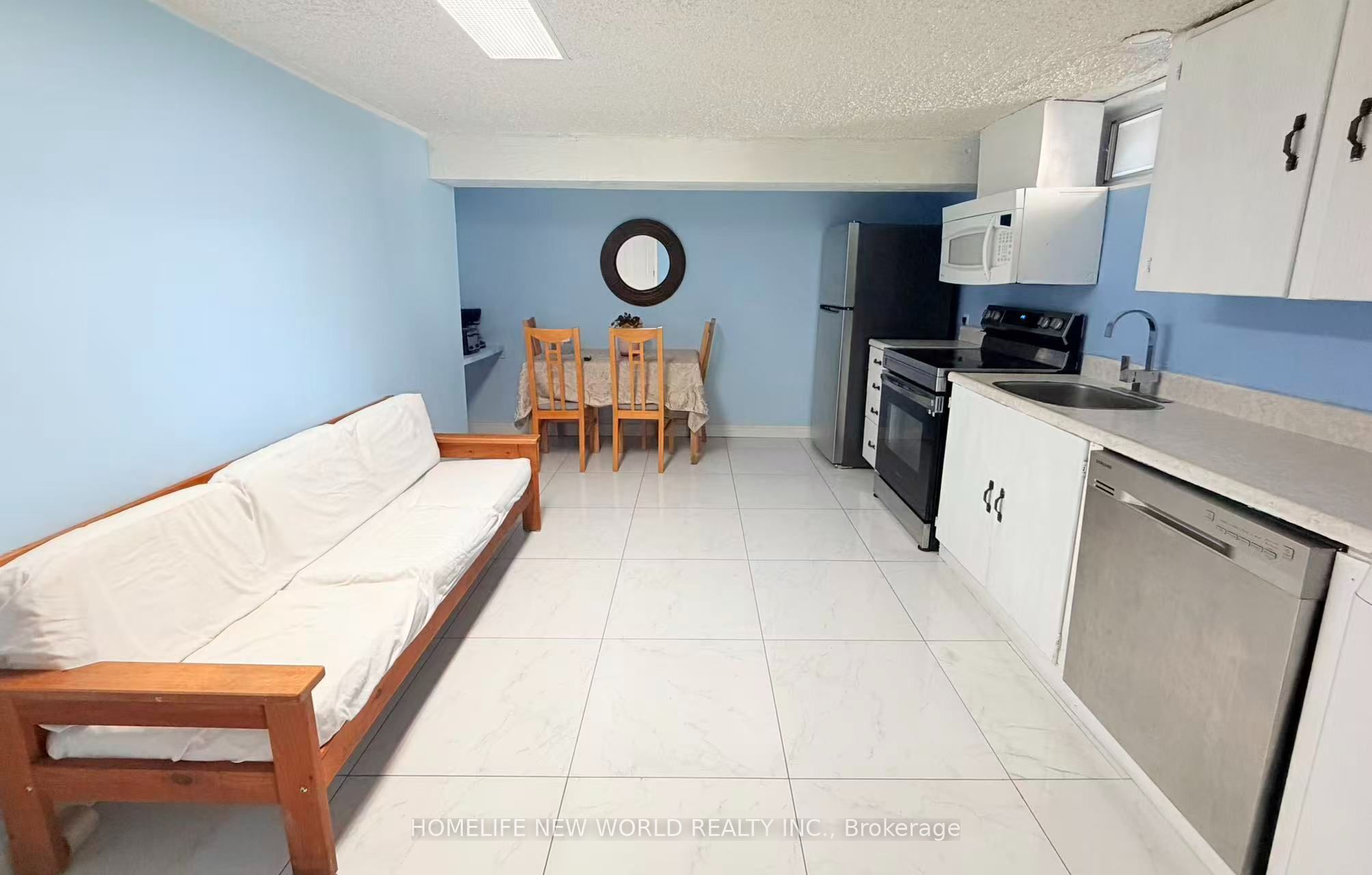 385 Marybay Crescent Bsmt Unit 1, Richmond Hill, ON L4C 2X5 photo 5