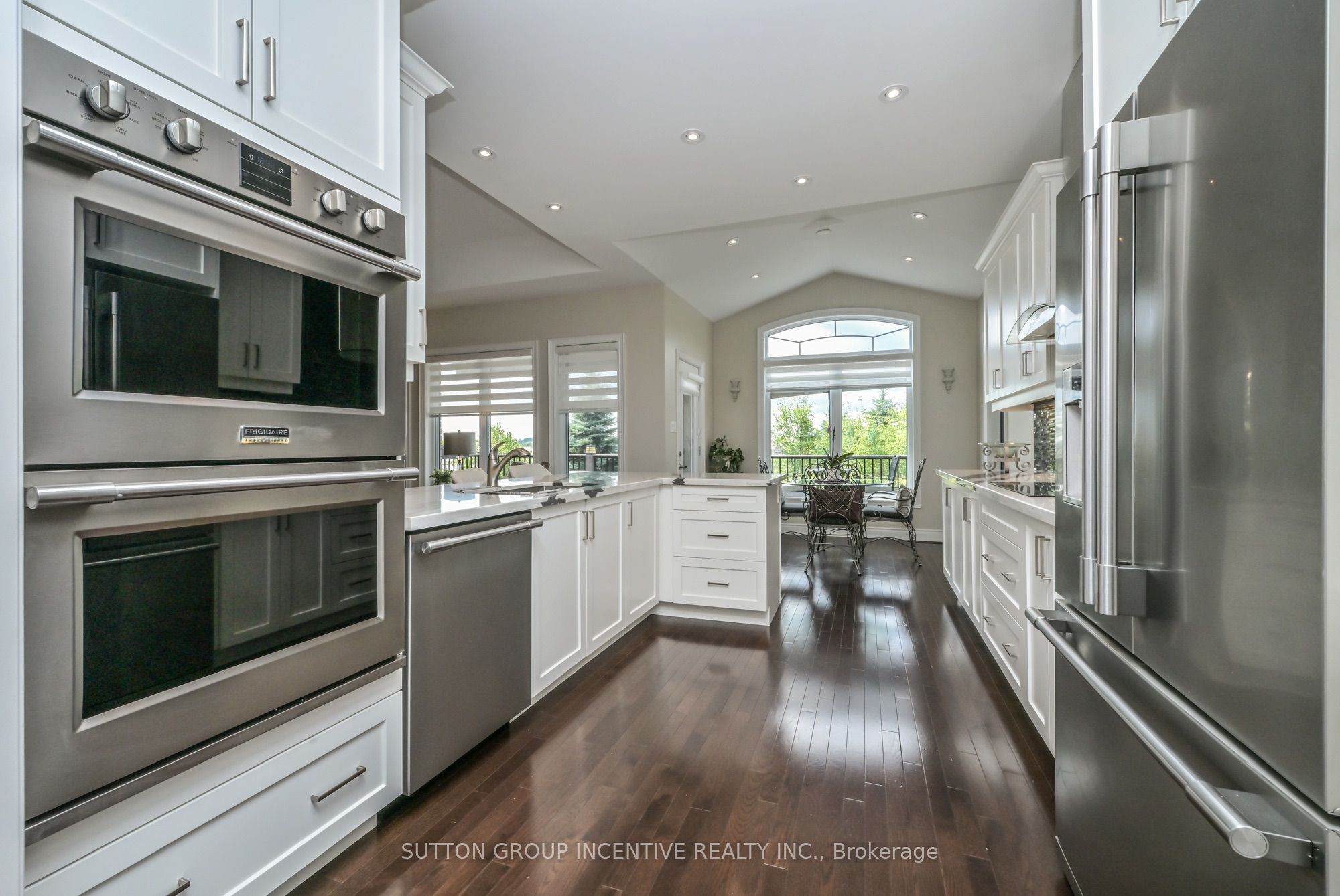 4 Westmount Drive, New Tecumseth, ON L9R 0P5 photo 4