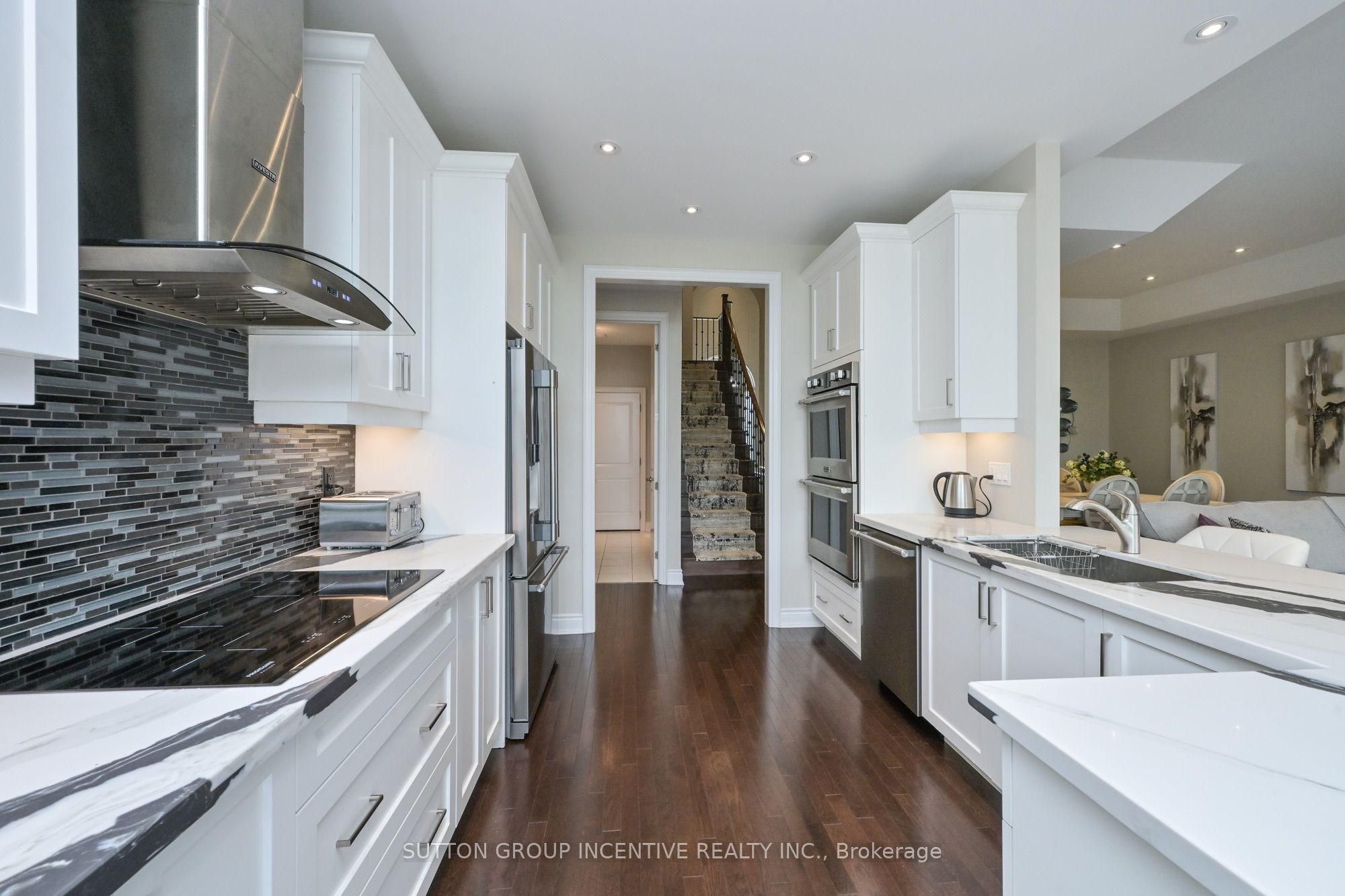 4 Westmount Drive, New Tecumseth, ON L9R 0P5 photo 5