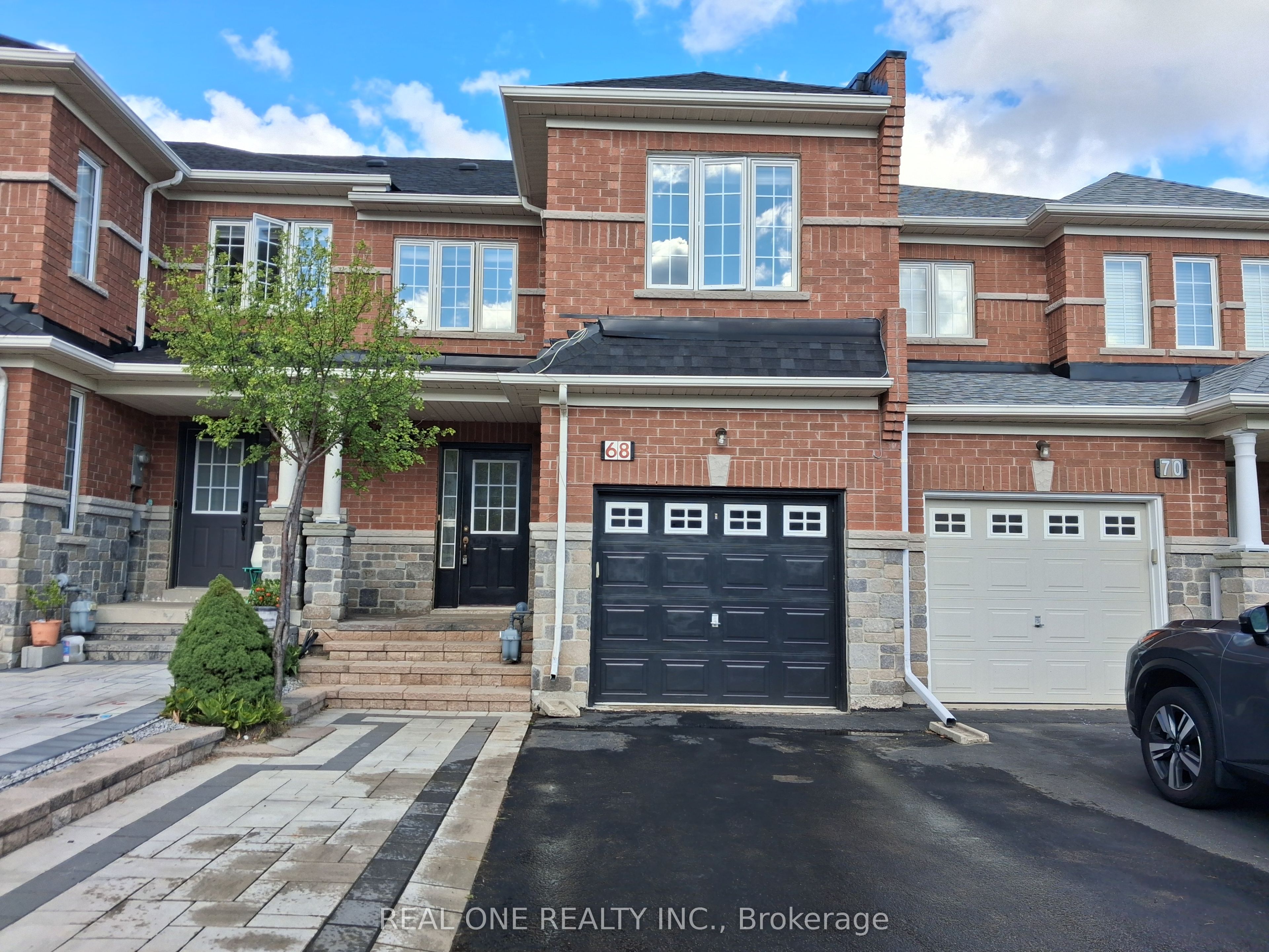 68 Maffey Crescent, Richmond Hill, ON L4S 0A7