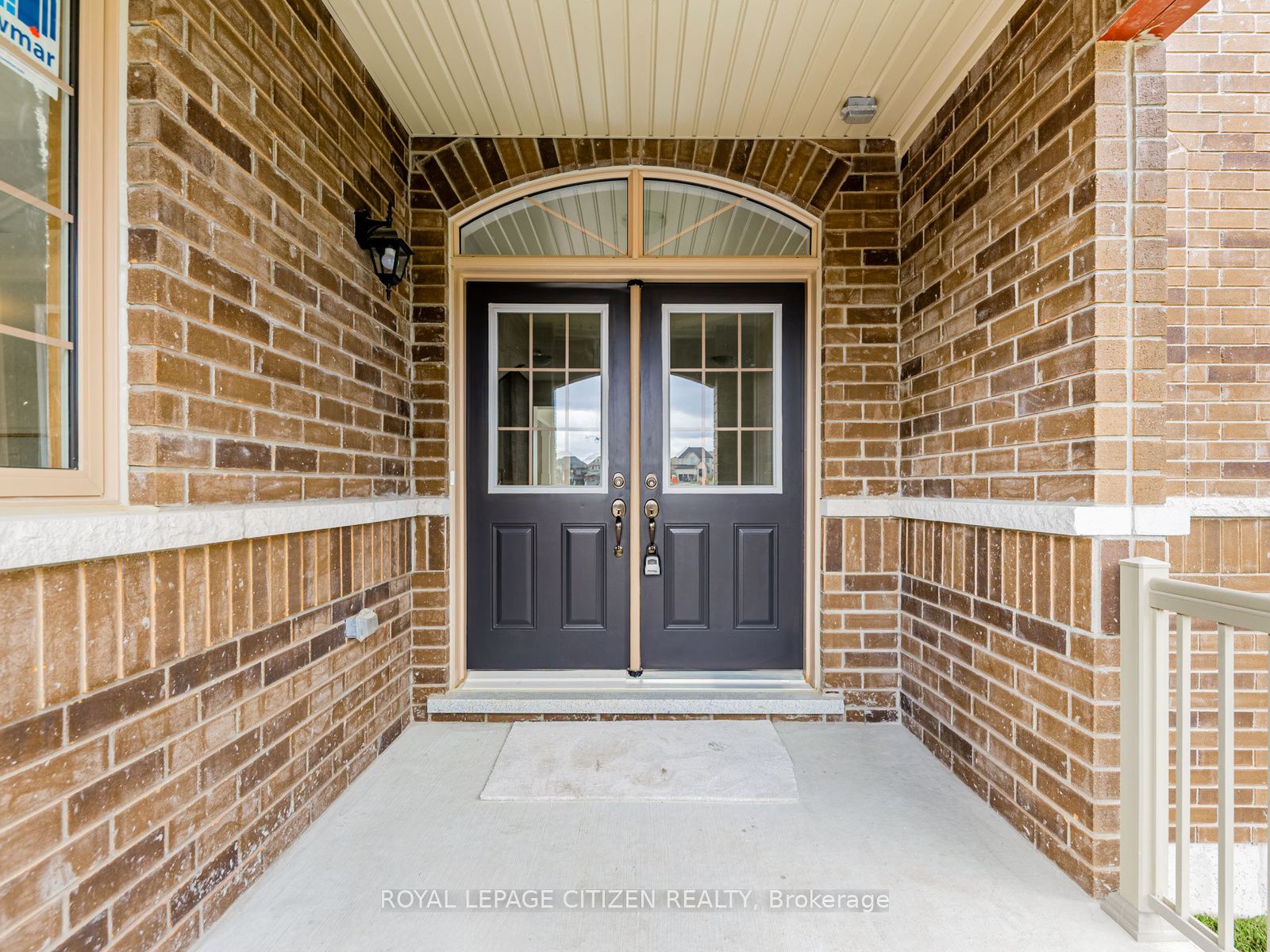 63 Fenn Crescent, New Tecumseth, ON L9R 0X3 photo 3