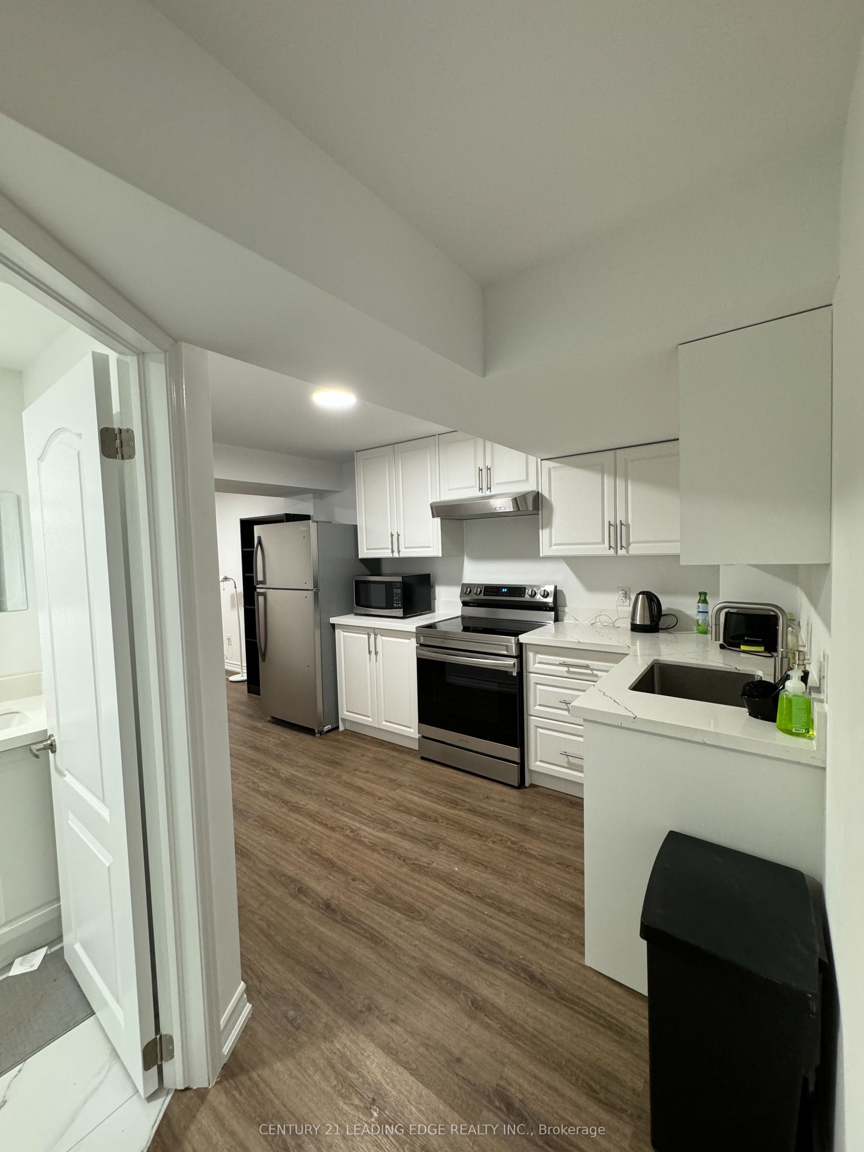 97 Revelstoke Crescent Basement, Richmond Hill, ON L4B 4T4 photo 5