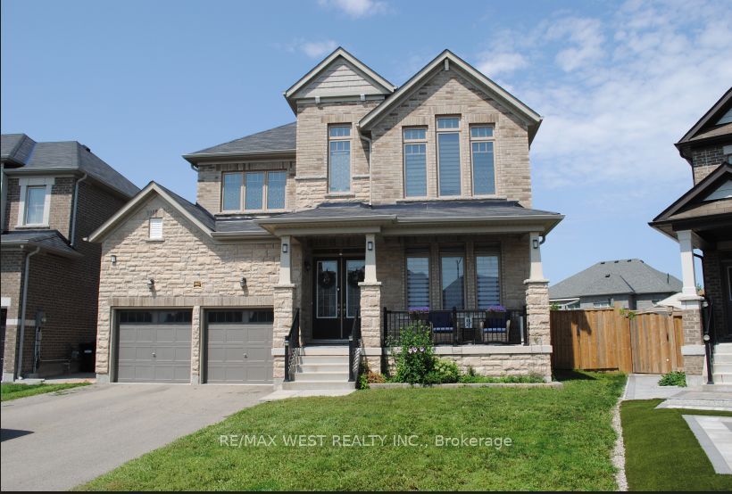 1807 Emberton Way, Innisfil, ON L9S 0N4