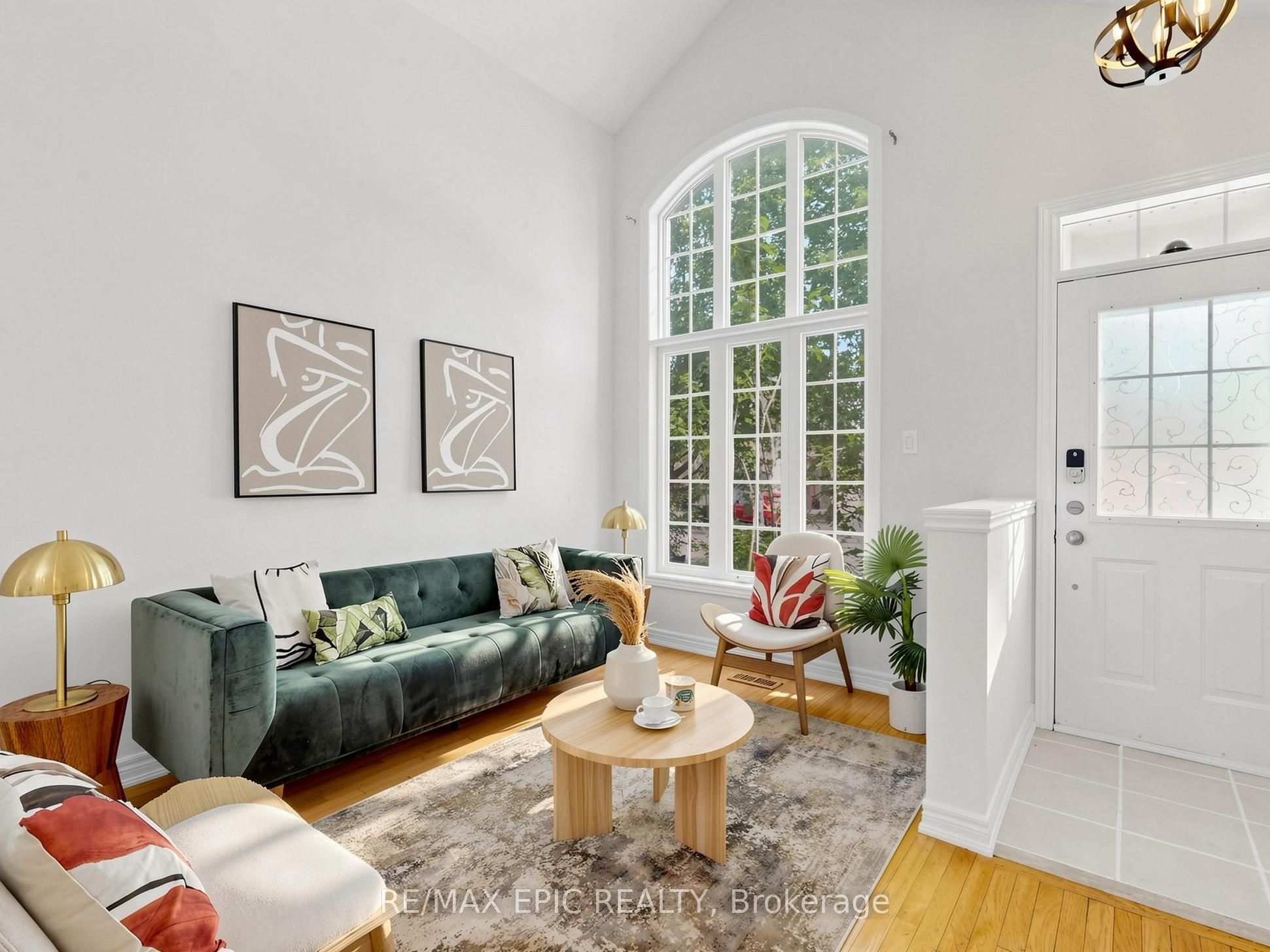 74 Dewpoint Road, Vaughan, ON L4J 9E1 photo 2