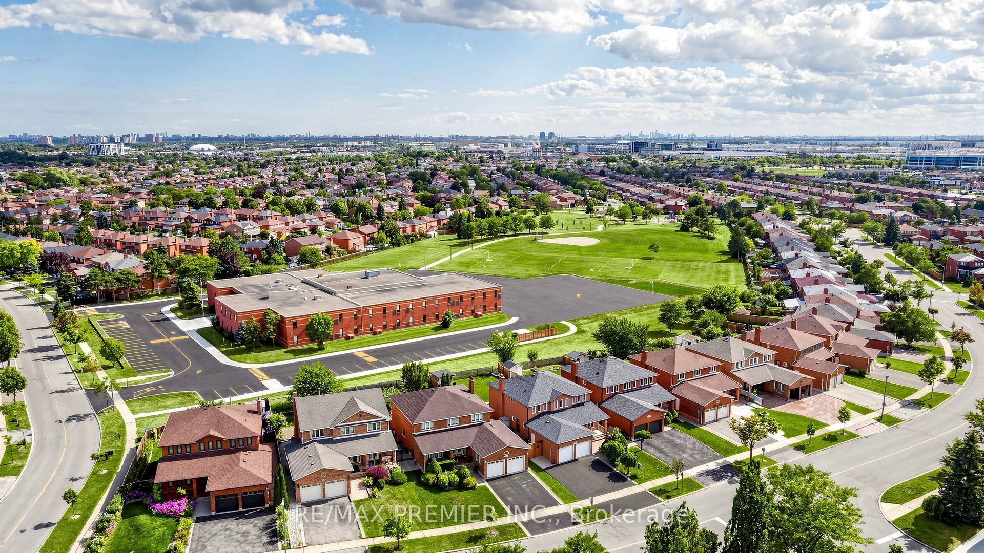 261 Morning Star Drive, Vaughan, ON L4L 6H4 photo 5