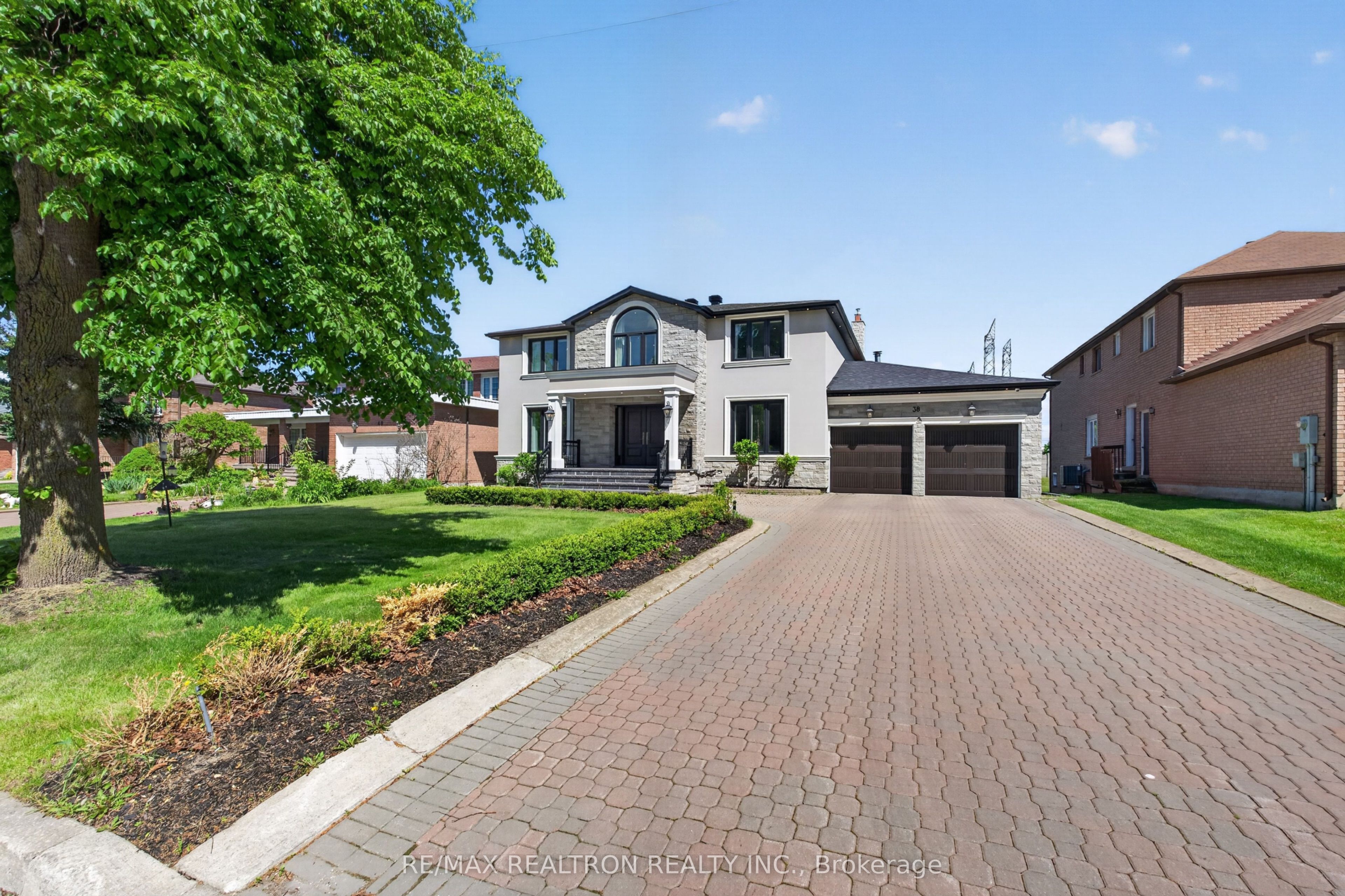 38 Beckenridge Drive, Markham, ON L3S 2V7 photo 3