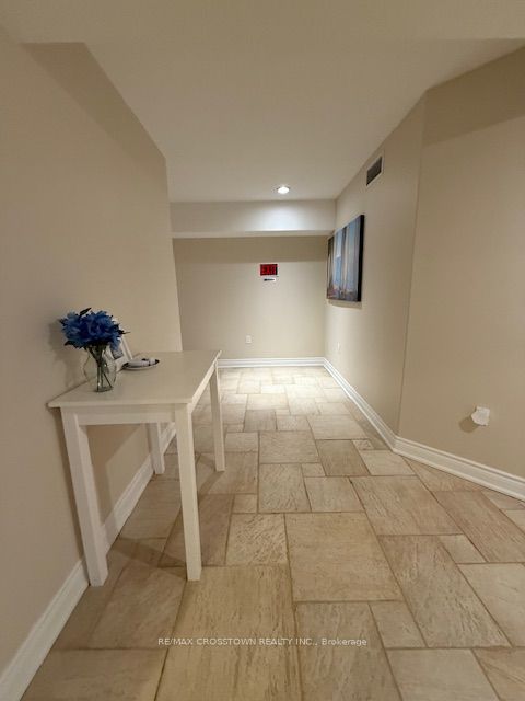 5143 11th Line (Basement Unit), Innisfil, ON L0L 1L0 photo 3