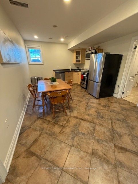 5143 11th Line (Basement Unit), Innisfil, ON L0L 1L0 photo 4